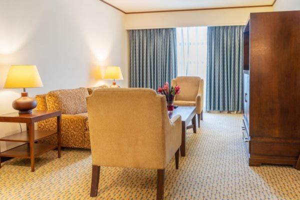 Standard Suite