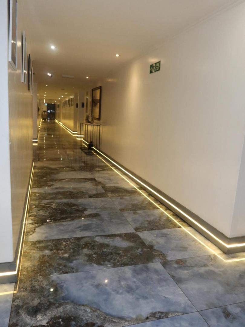 Double or Twin Room with Balcony photo 3