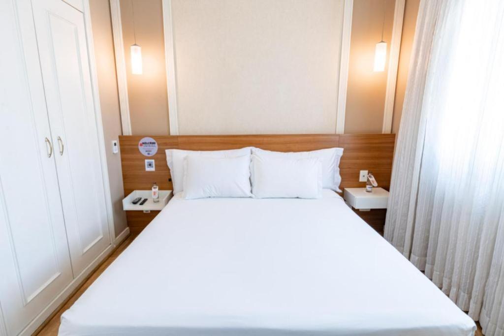 Luxo PcD - 1 Cama Casal