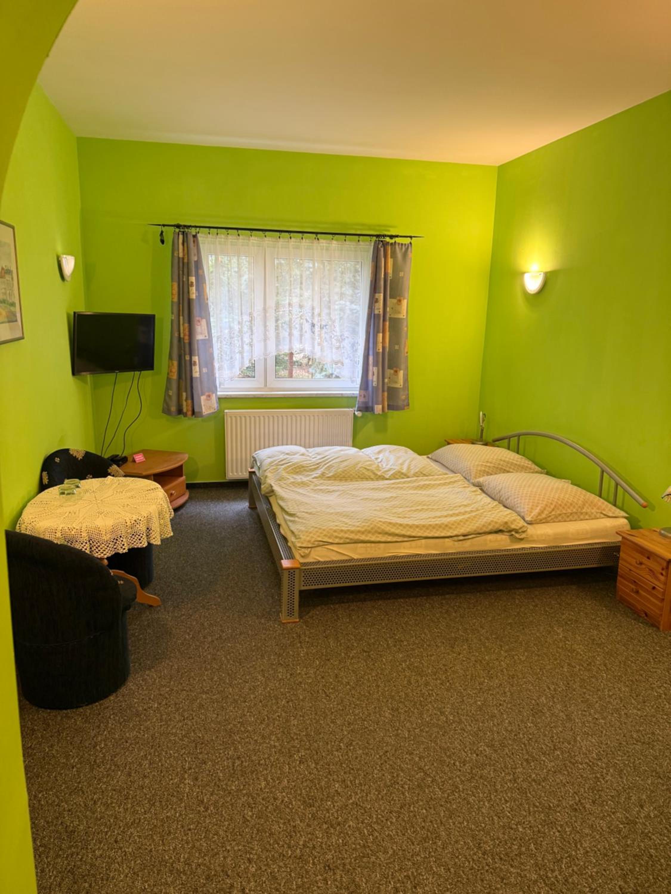 Large Single Room photo 2