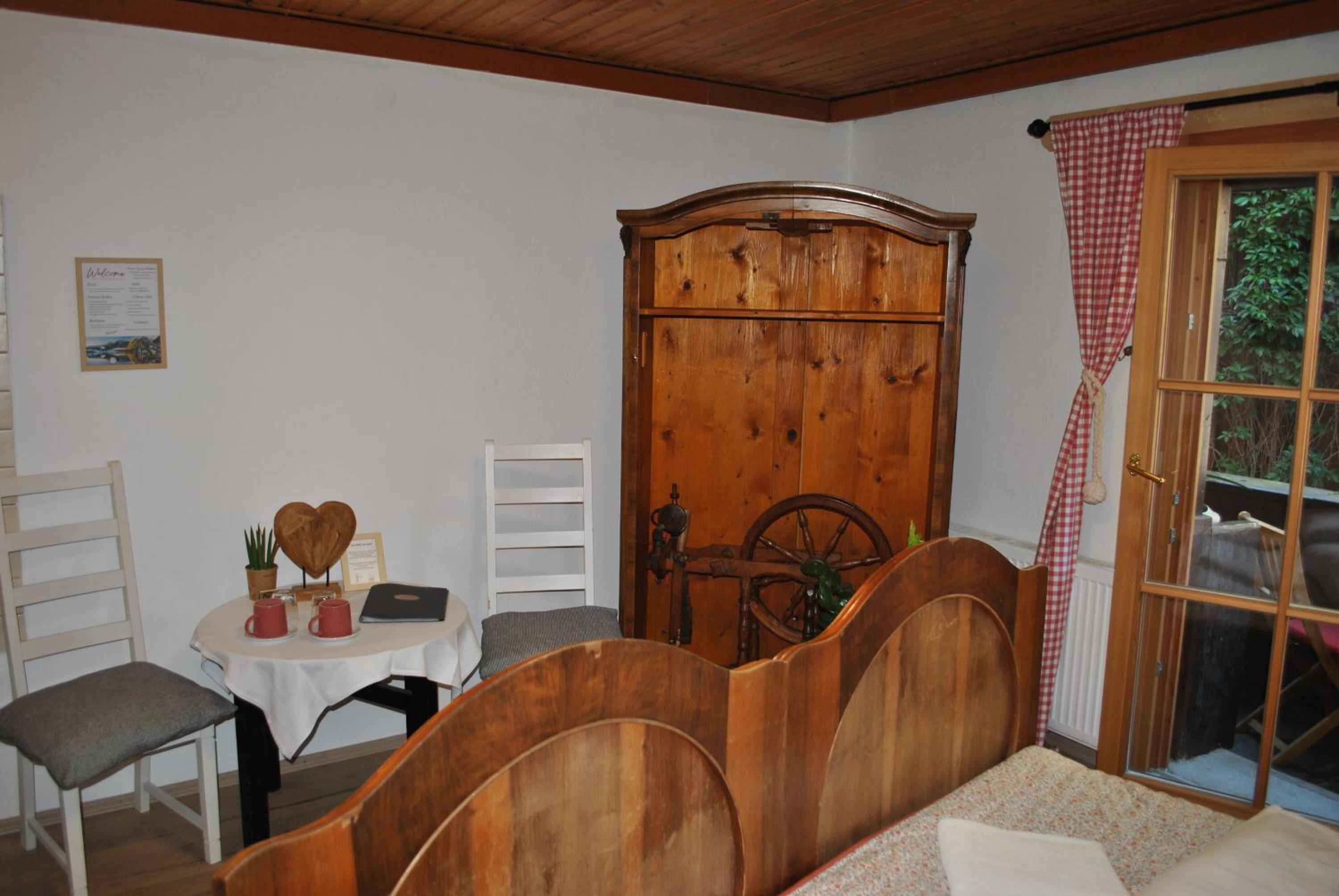 Standard Double Room with Mountain View and Shared Bathroom