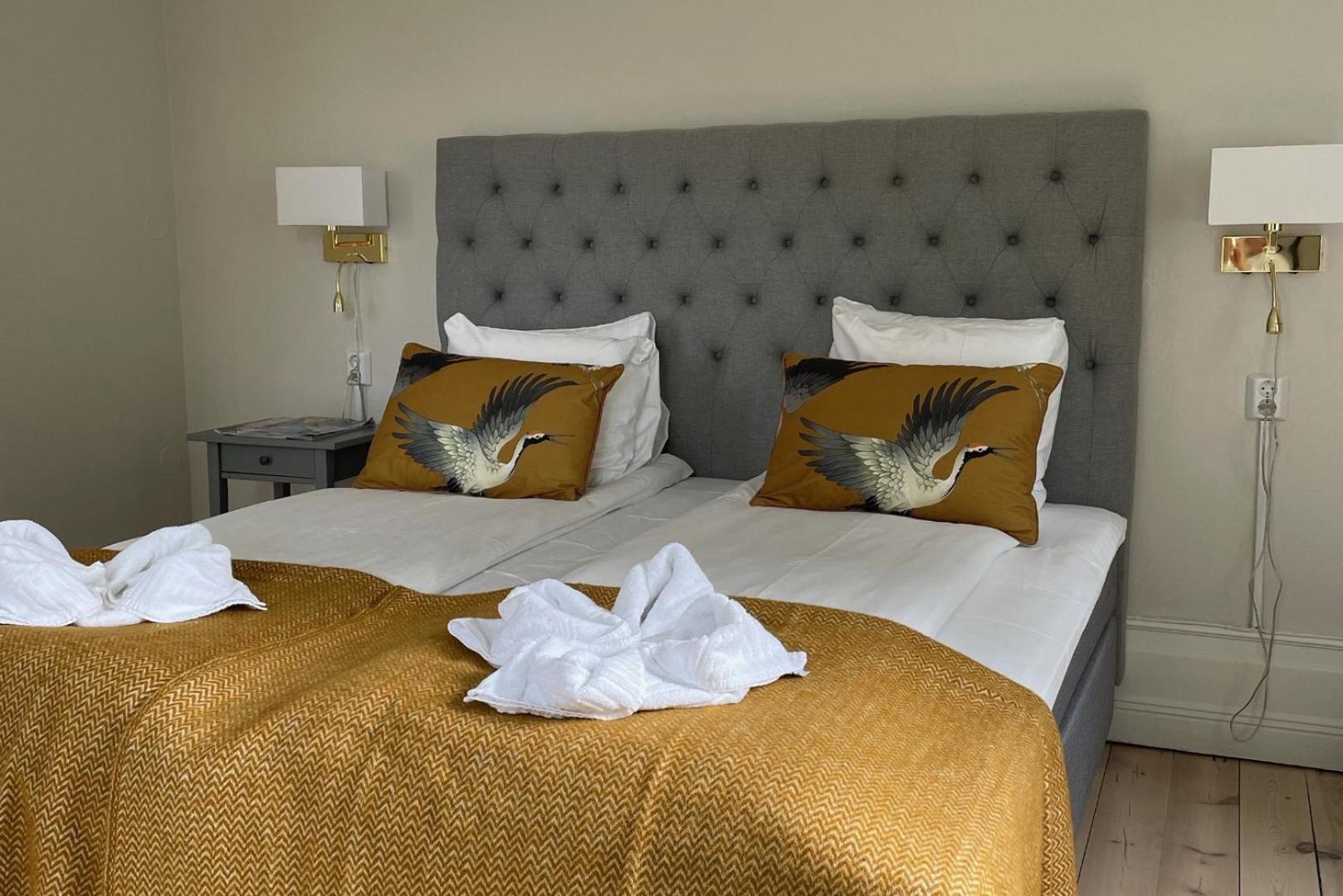 Deluxe Double Room (2 Adults + 1 Child)