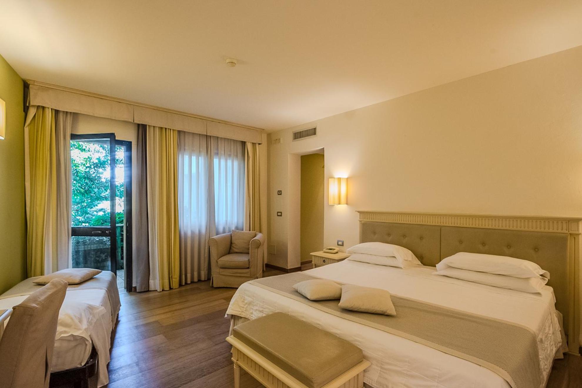 Quadruple Room with Terrace photo 1