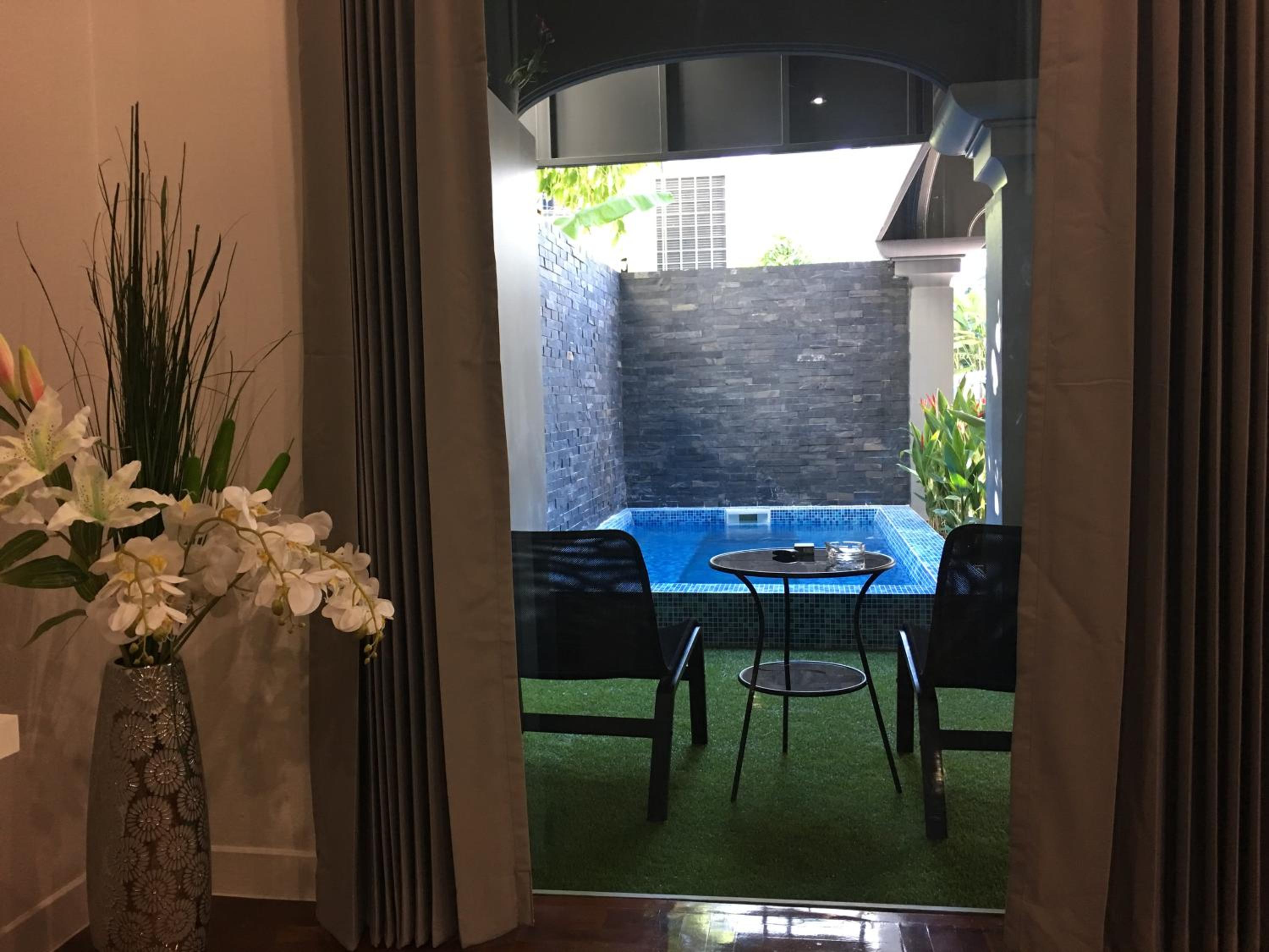 Three-Bedroom Villa - Photo 40