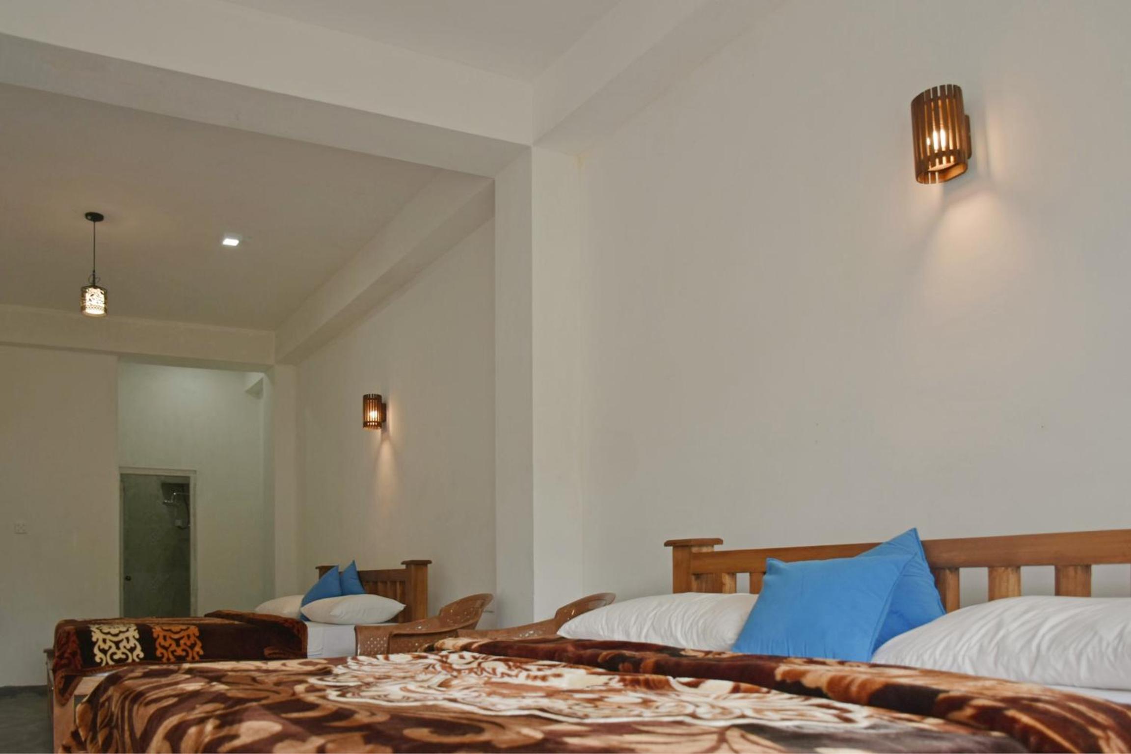 Deluxe Family Room