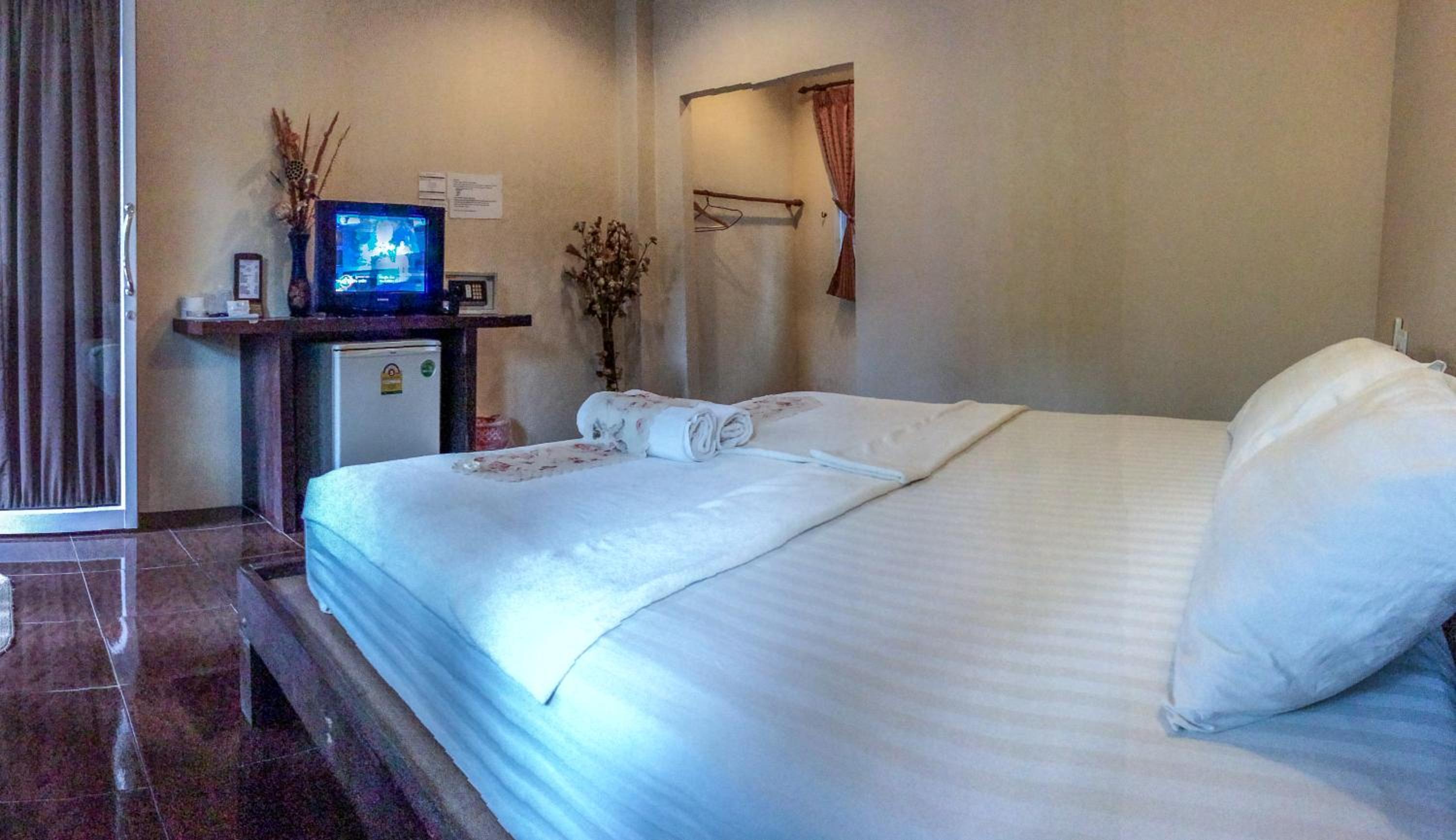 Standard Double Room photo 2