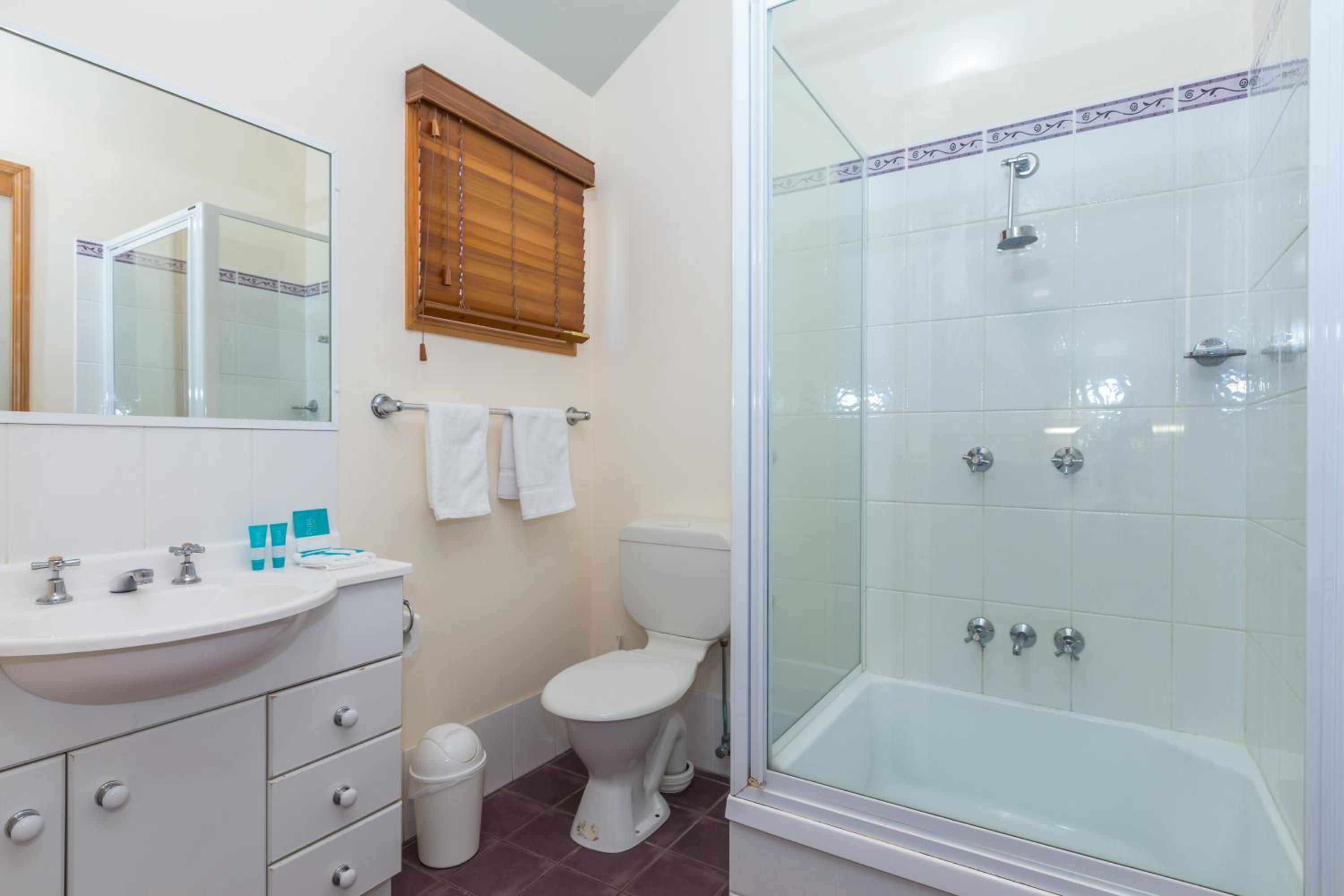 Standard Two-Bedroom Villa photo 3