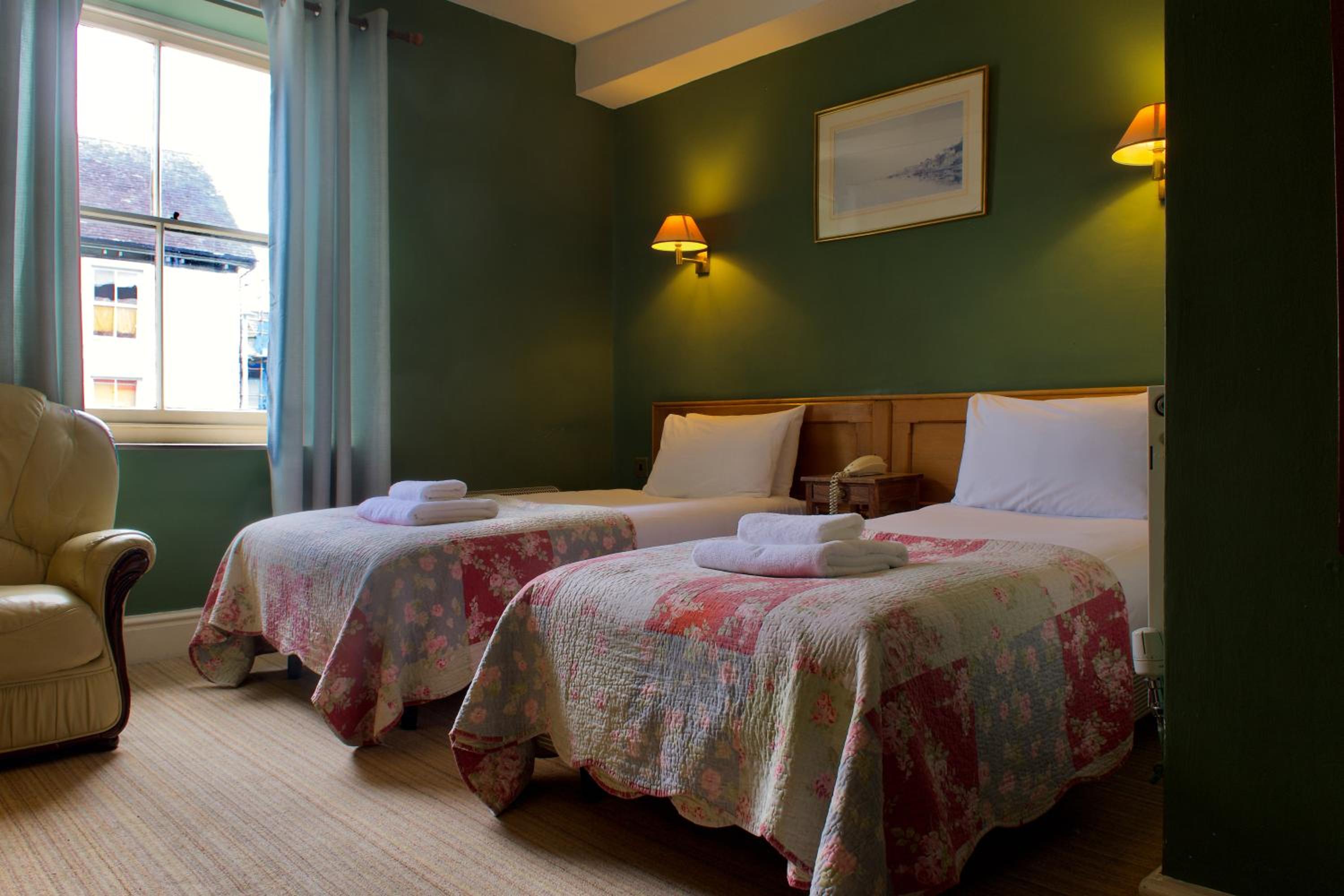 Superior Twin Room