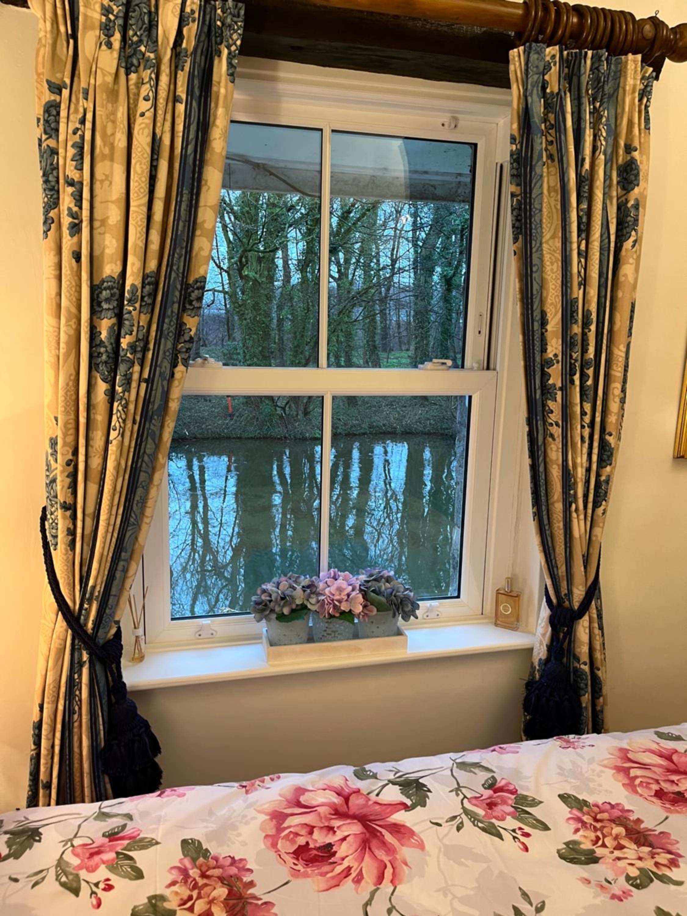Single Room with Private External Bathroom photo 3