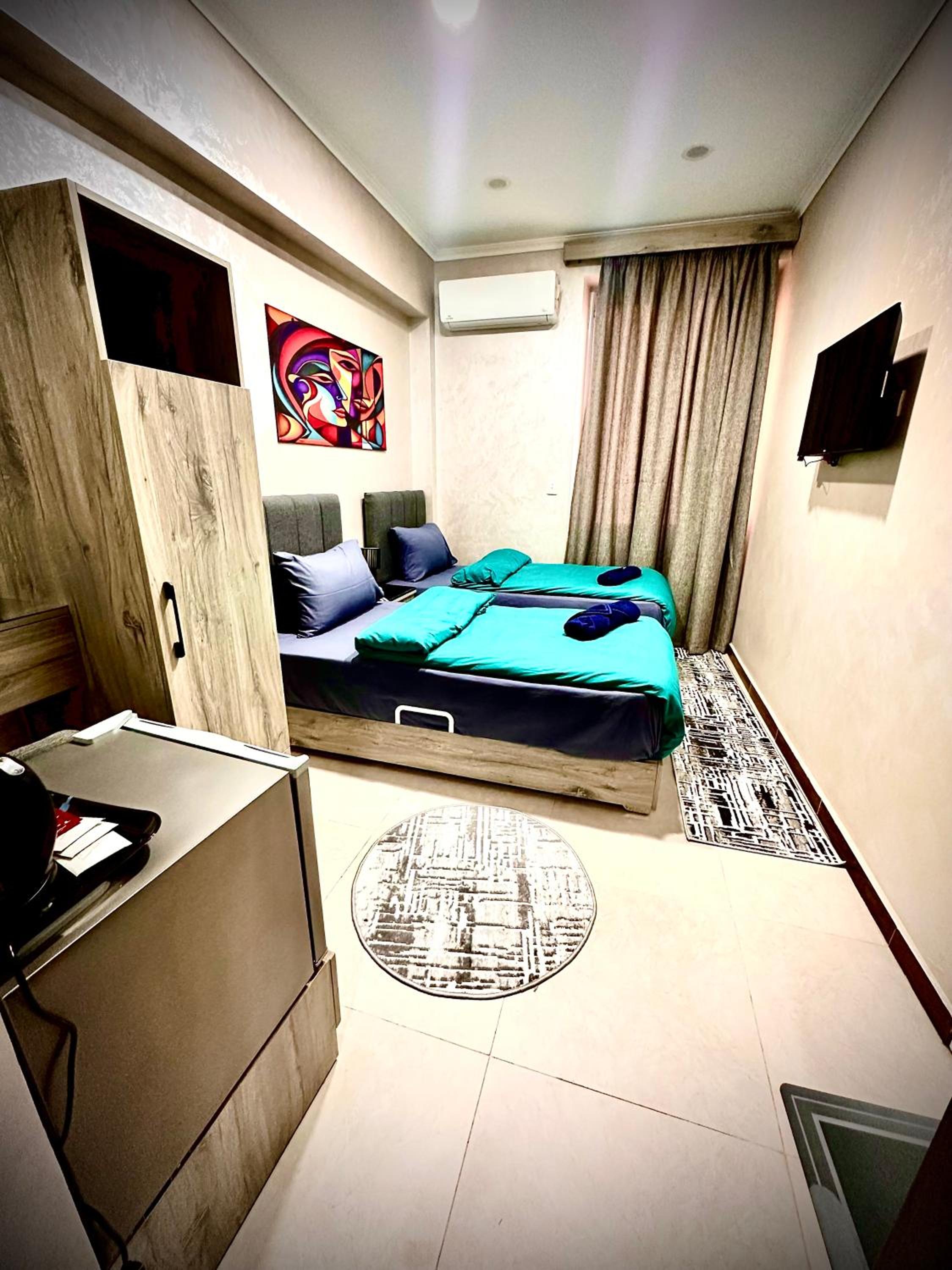 Deluxe Double Room with Balcony photo 3
