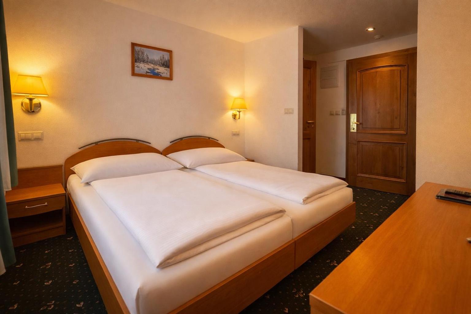 Economy Double or Twin Room photo 1