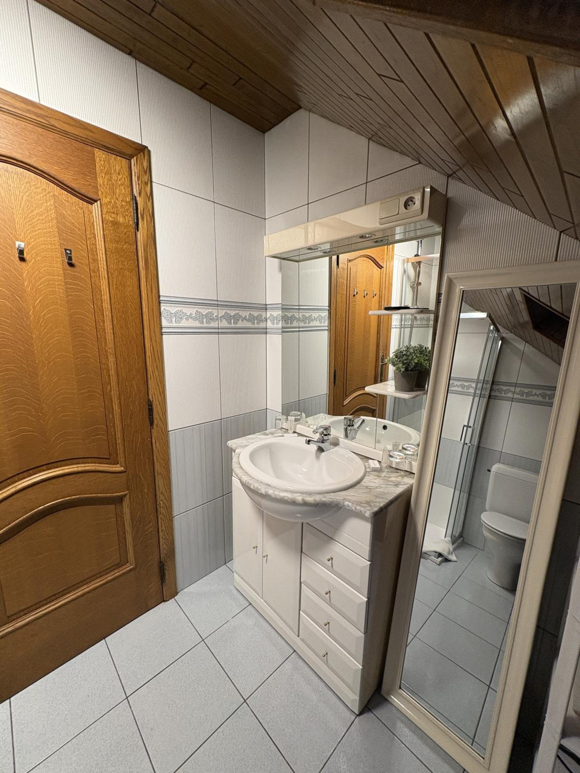 Superior Triple Room photo 2