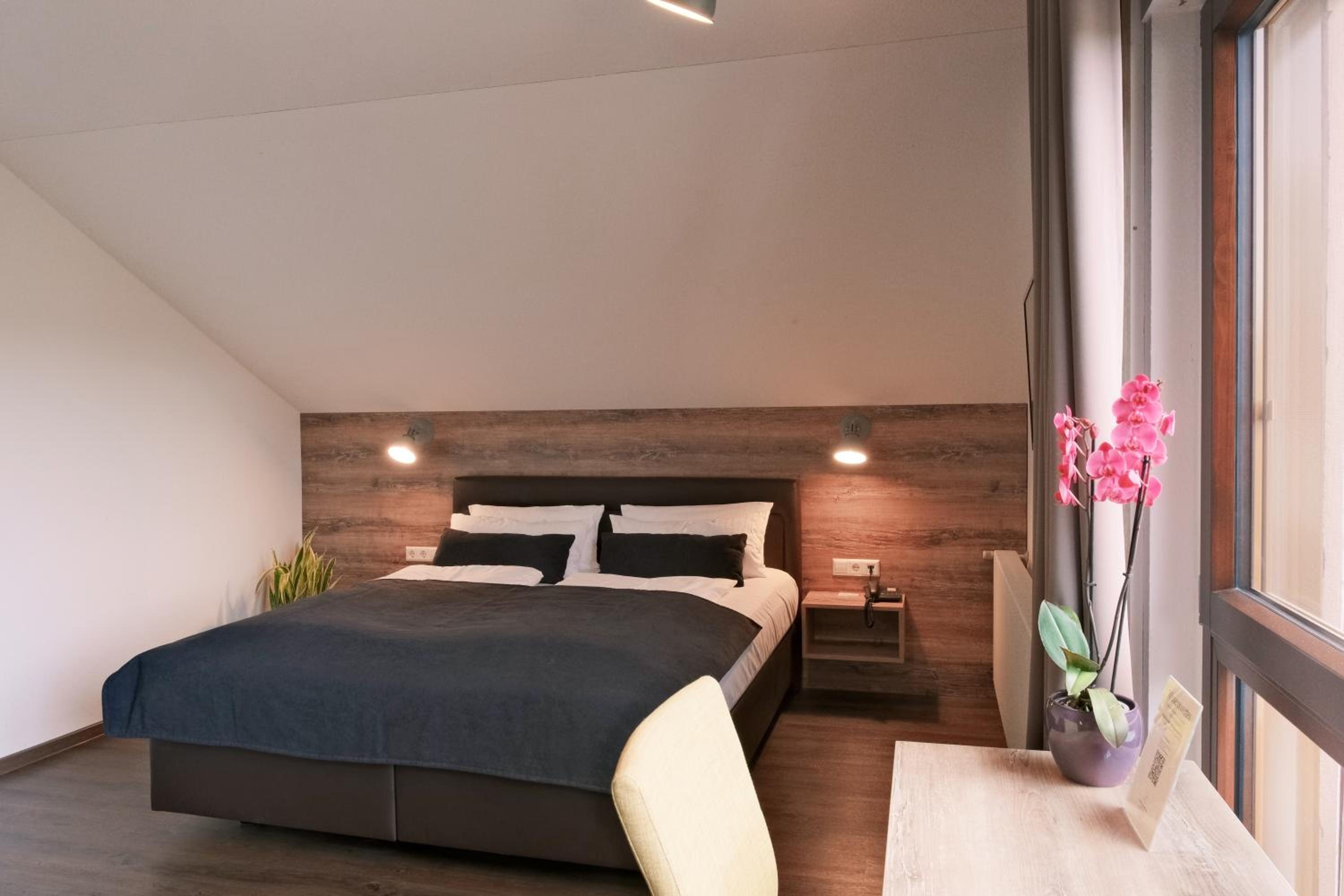 Standard Double Suite photo 3
