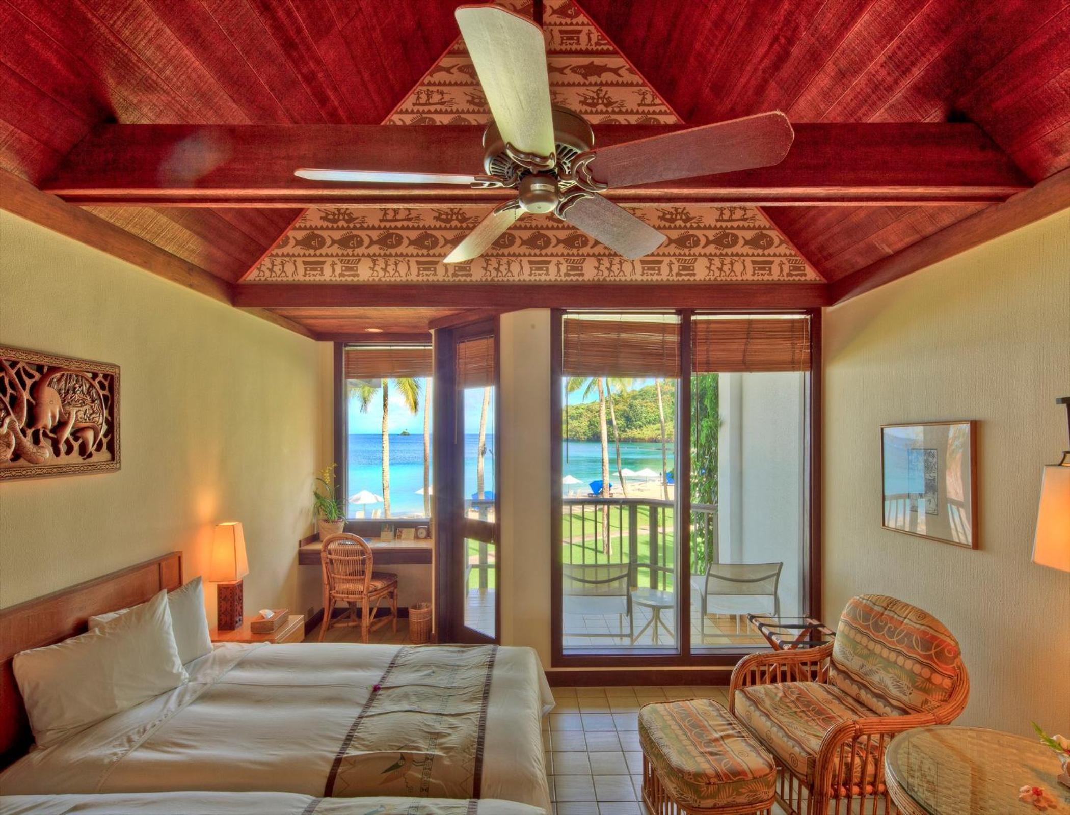 Ocean Front Room photo 2