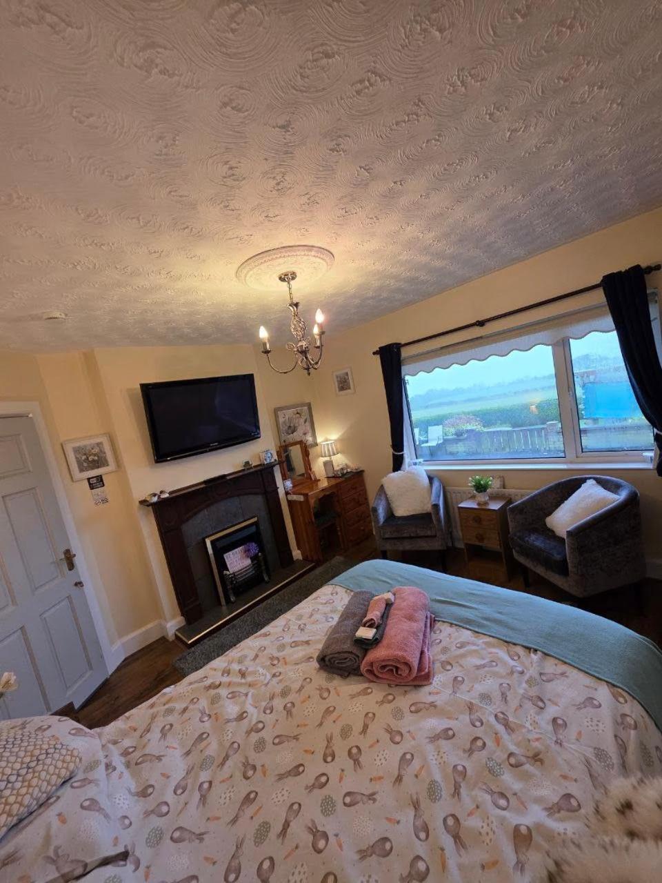 Budget Double Room photo 2