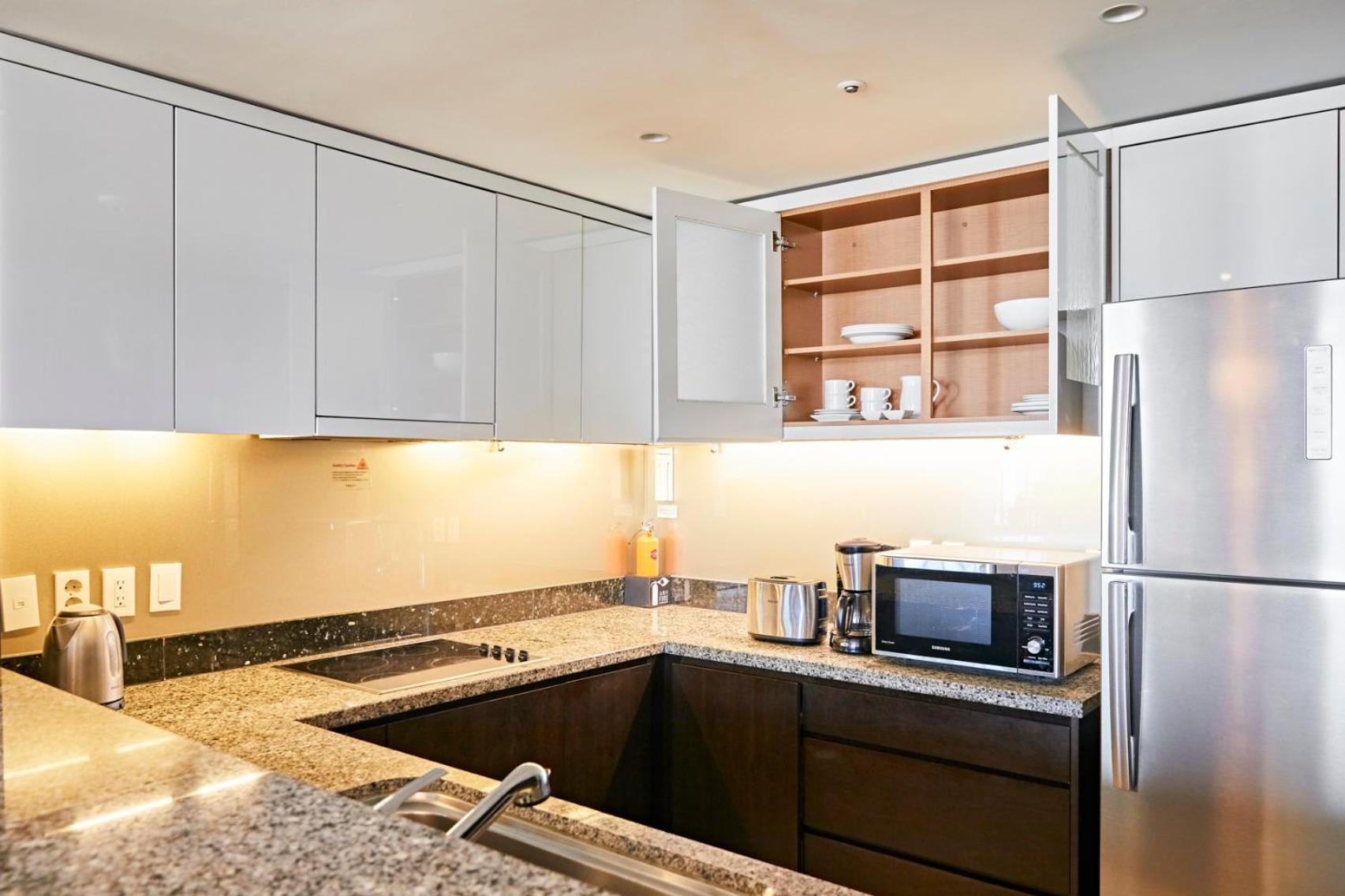 [Rose Tonight PKG] 2-Bedroom Superior with 1 bottle of Prosecco Rose + Taste Box photo 3