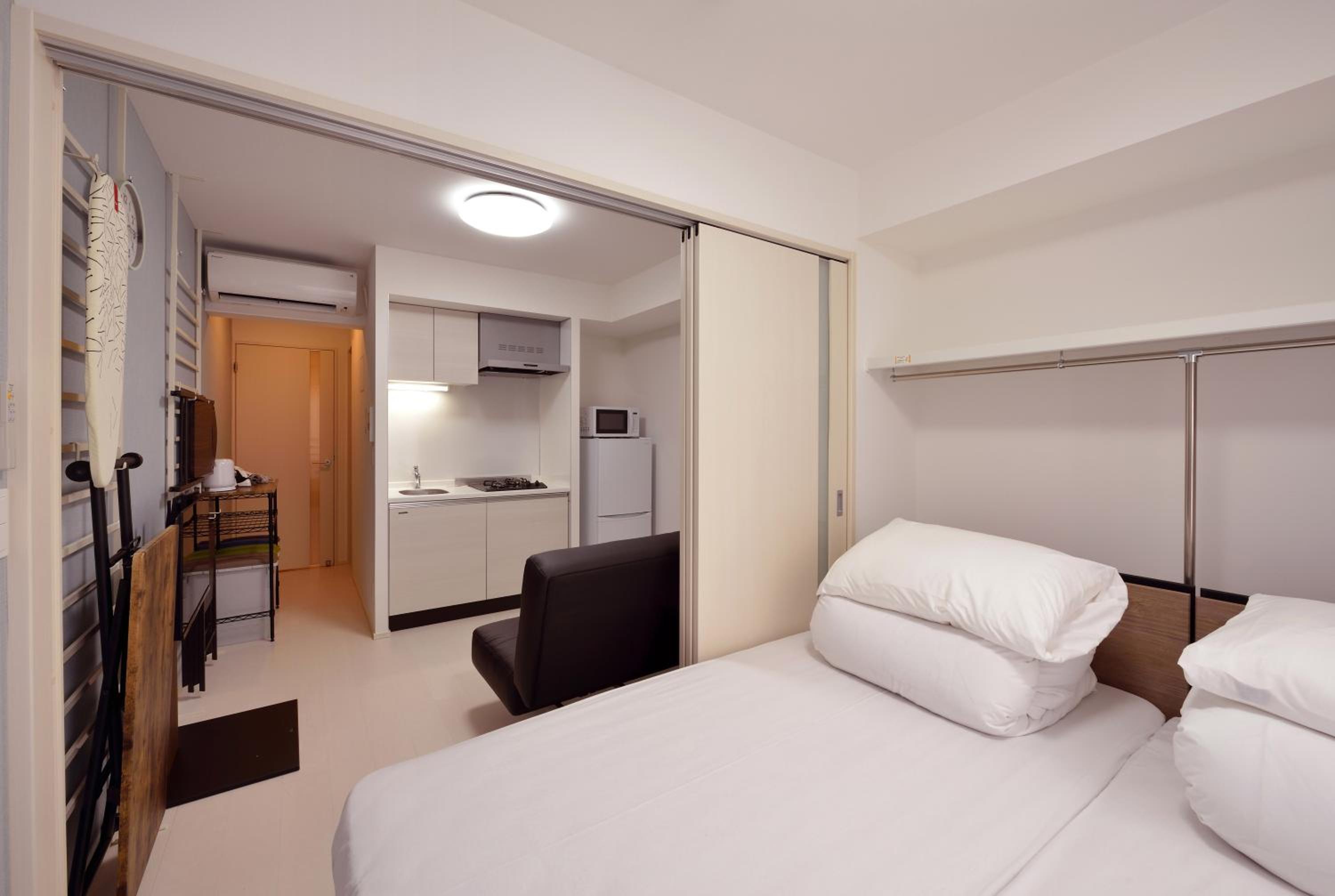 Twin Room with Bathroom