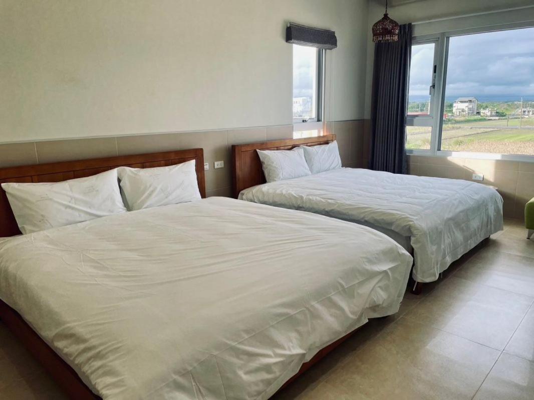 Standard Twin Room photo 2
