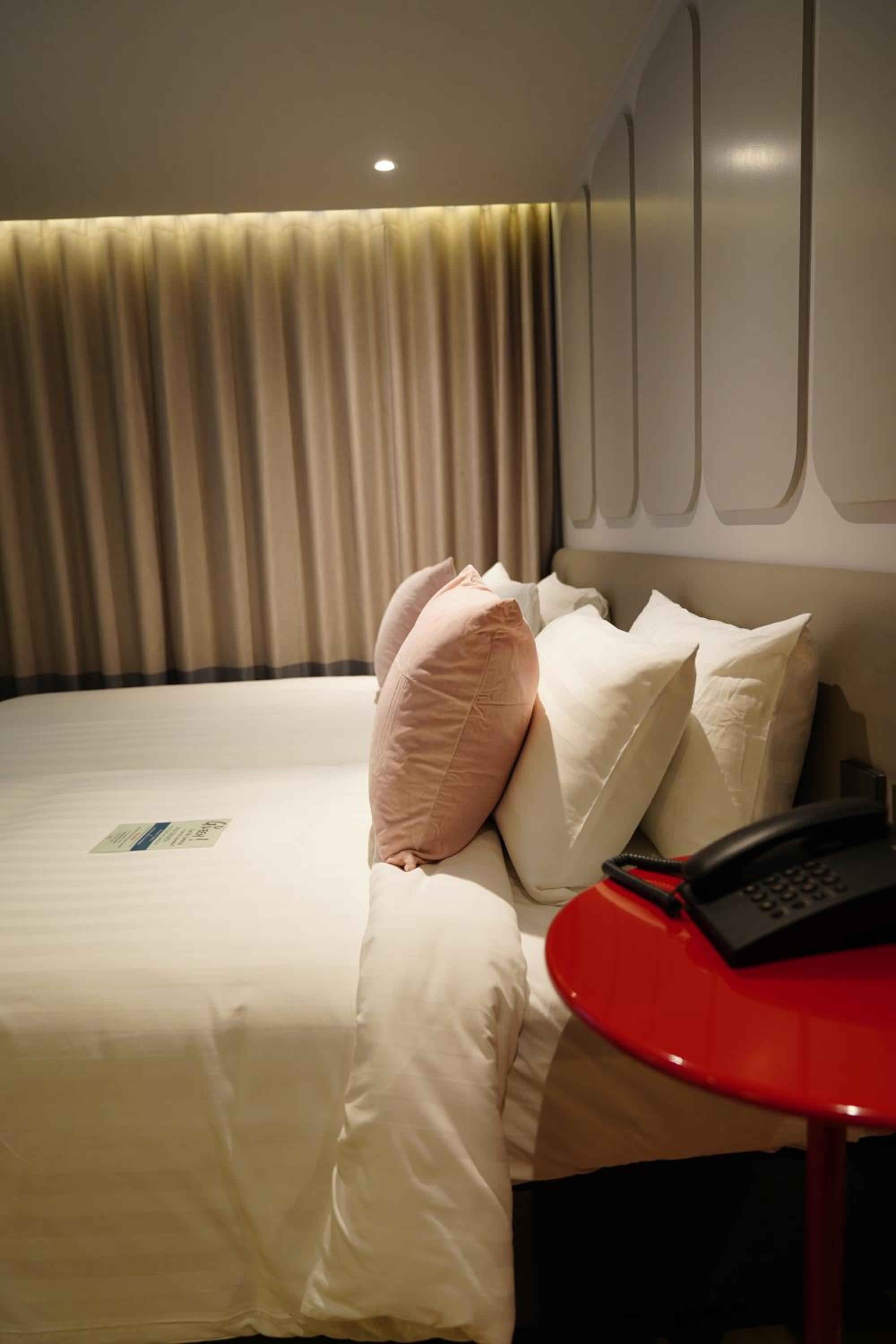 Premier Twin Room photo 3