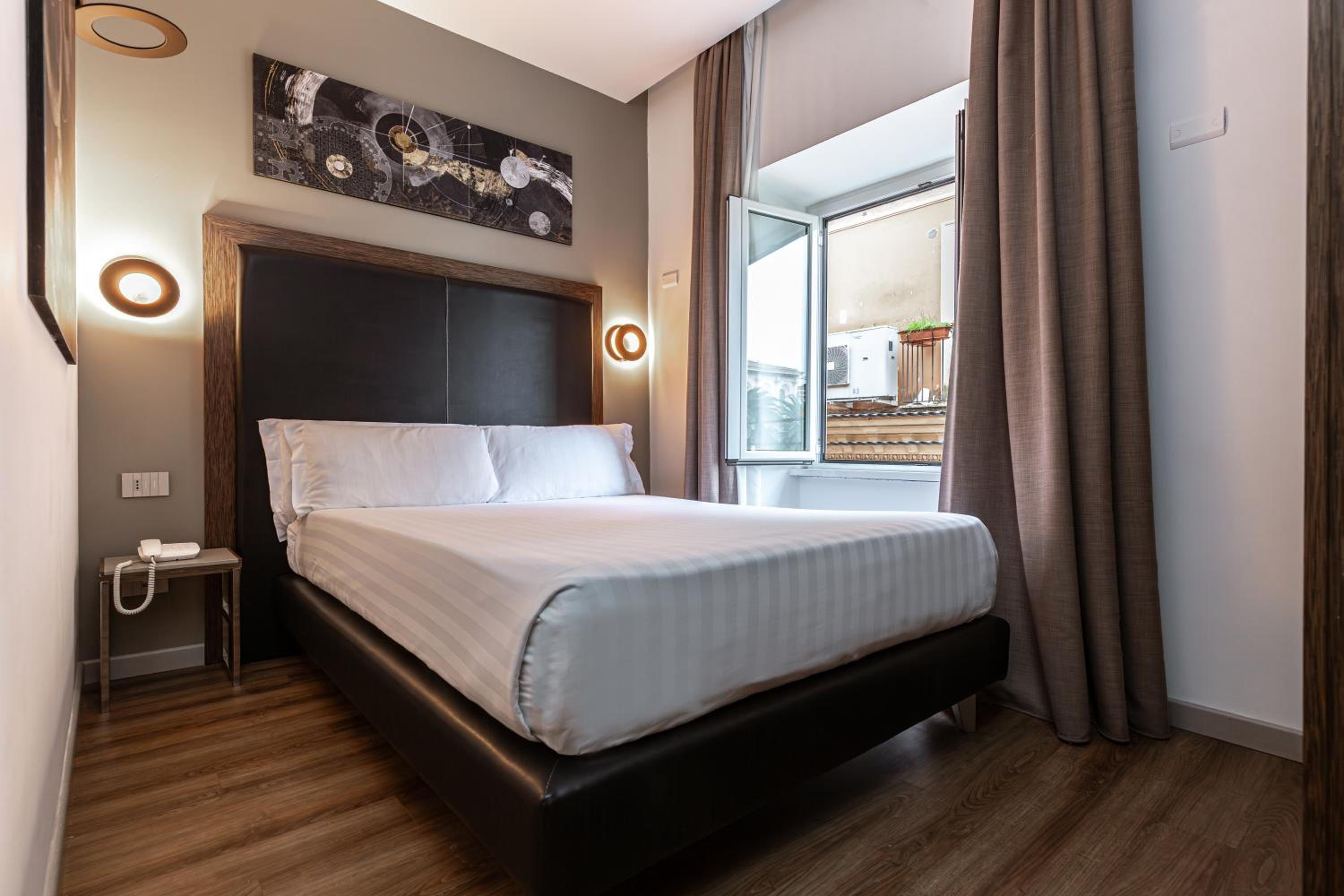 Single Room photo 2