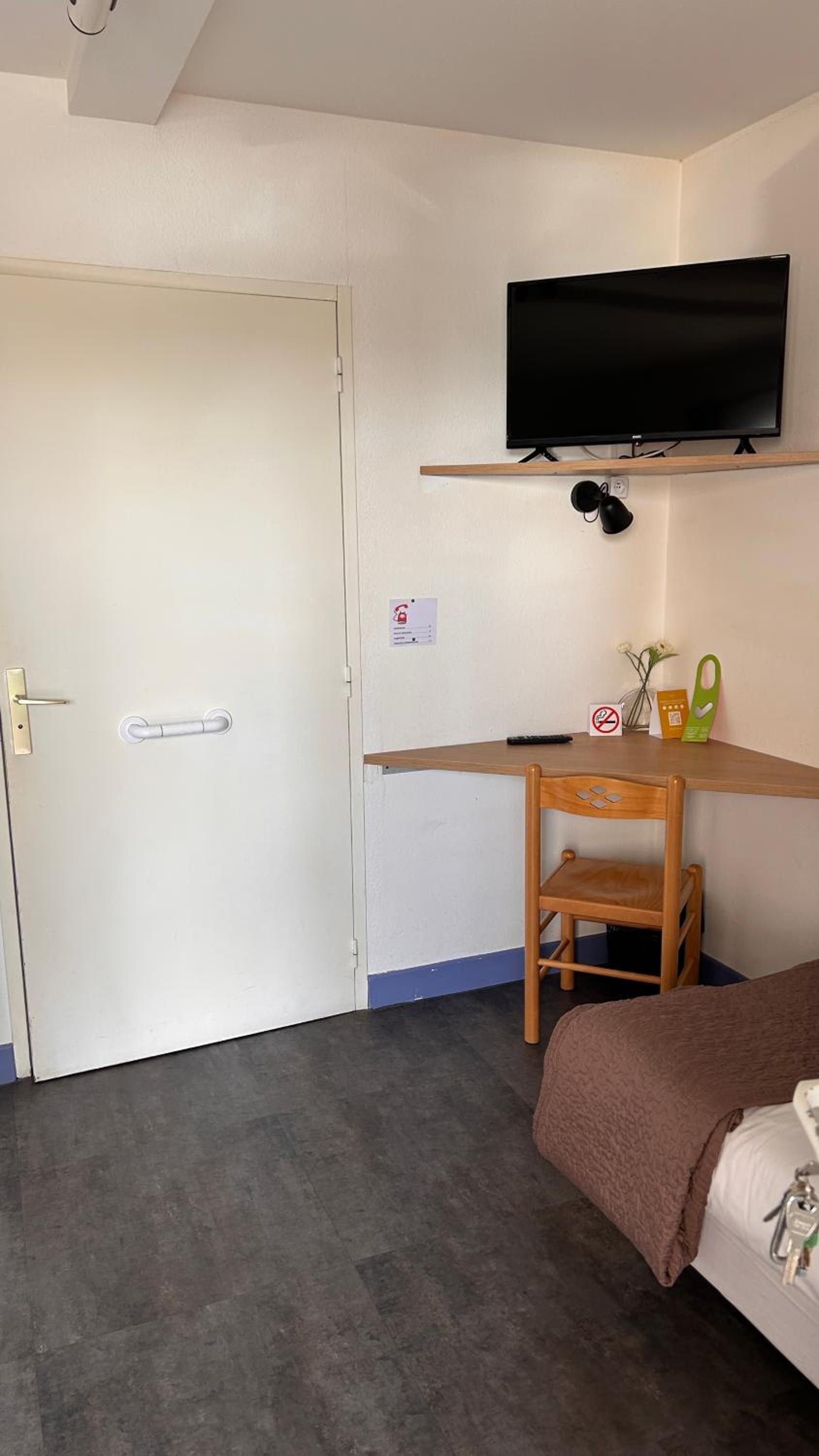Triple Room - Disability Access photo 3