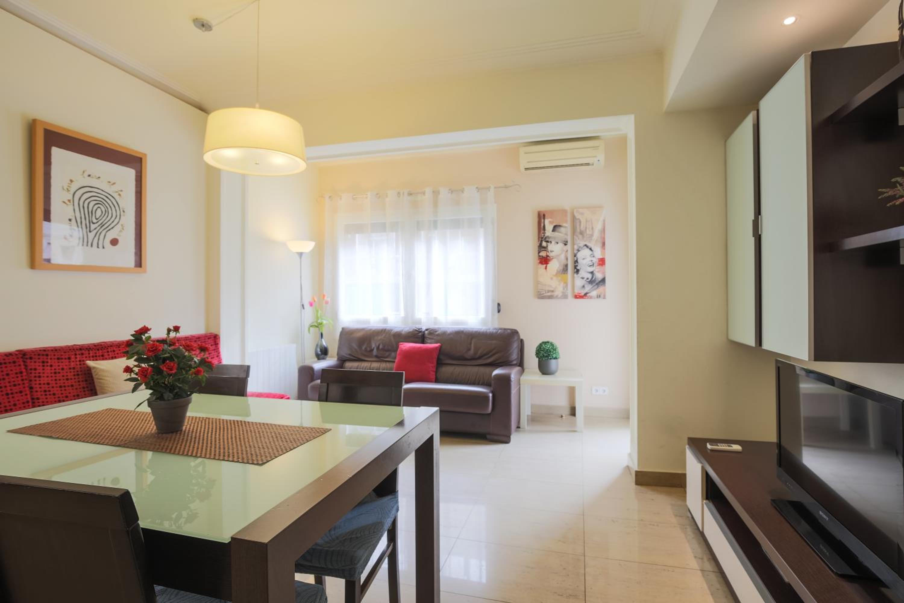 Apartamento con Balcón