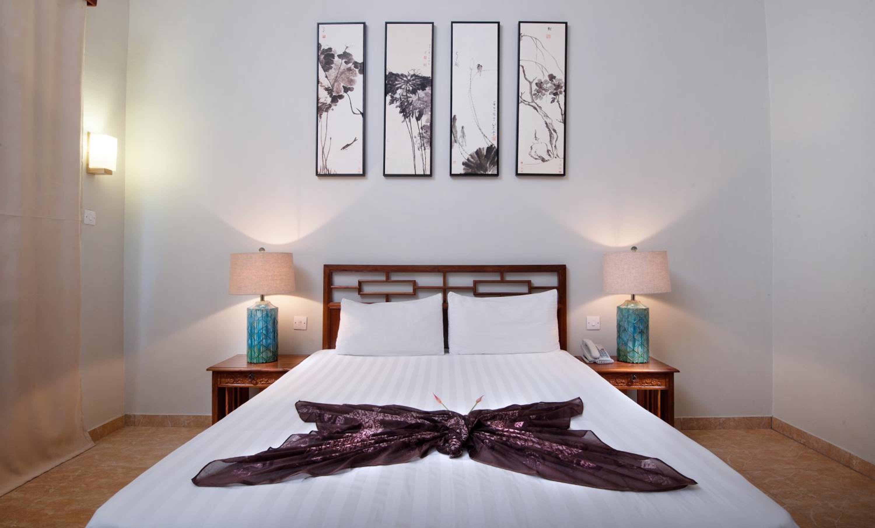 Standard Room - pool or garden view photo 1