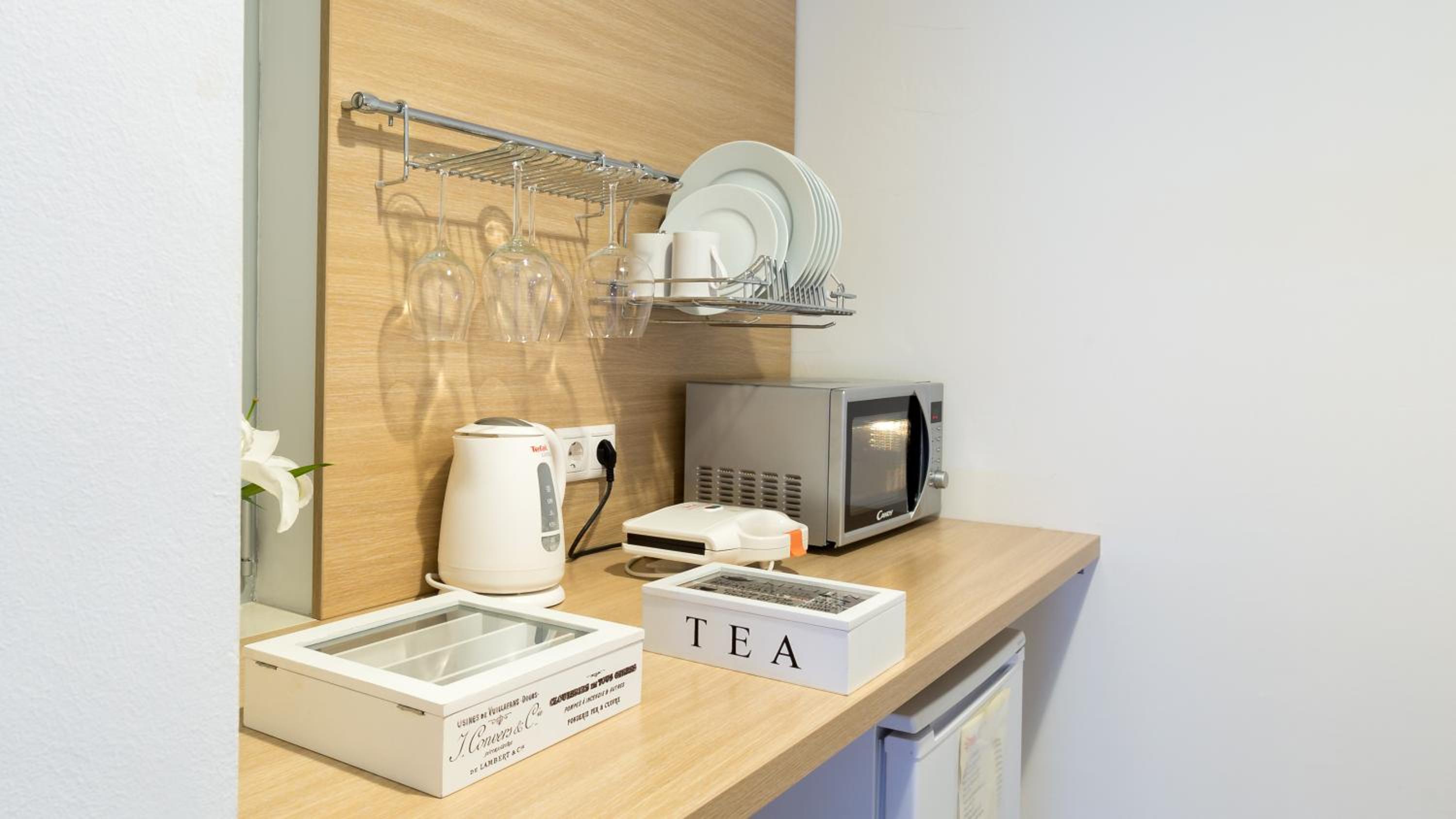 One-Bedroom Apartment (2 - 4 Adults) - Photo 3