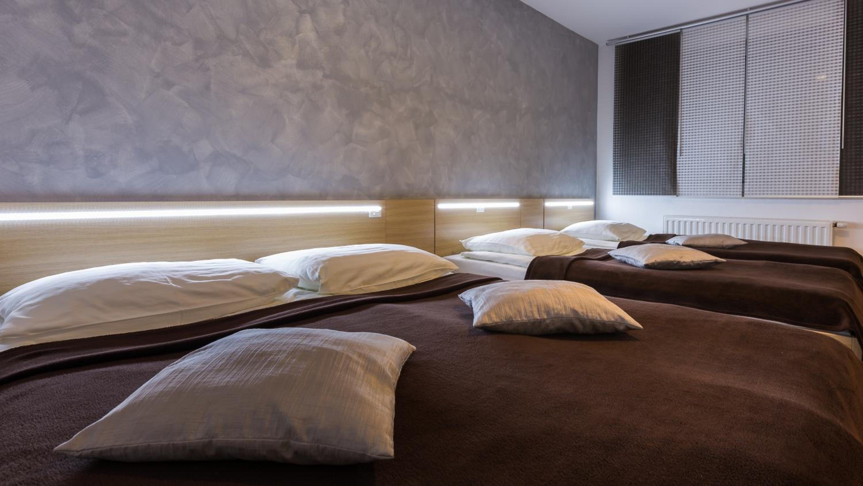 One-Bedroom Apartment (2 - 4 Adults) - Photo 9