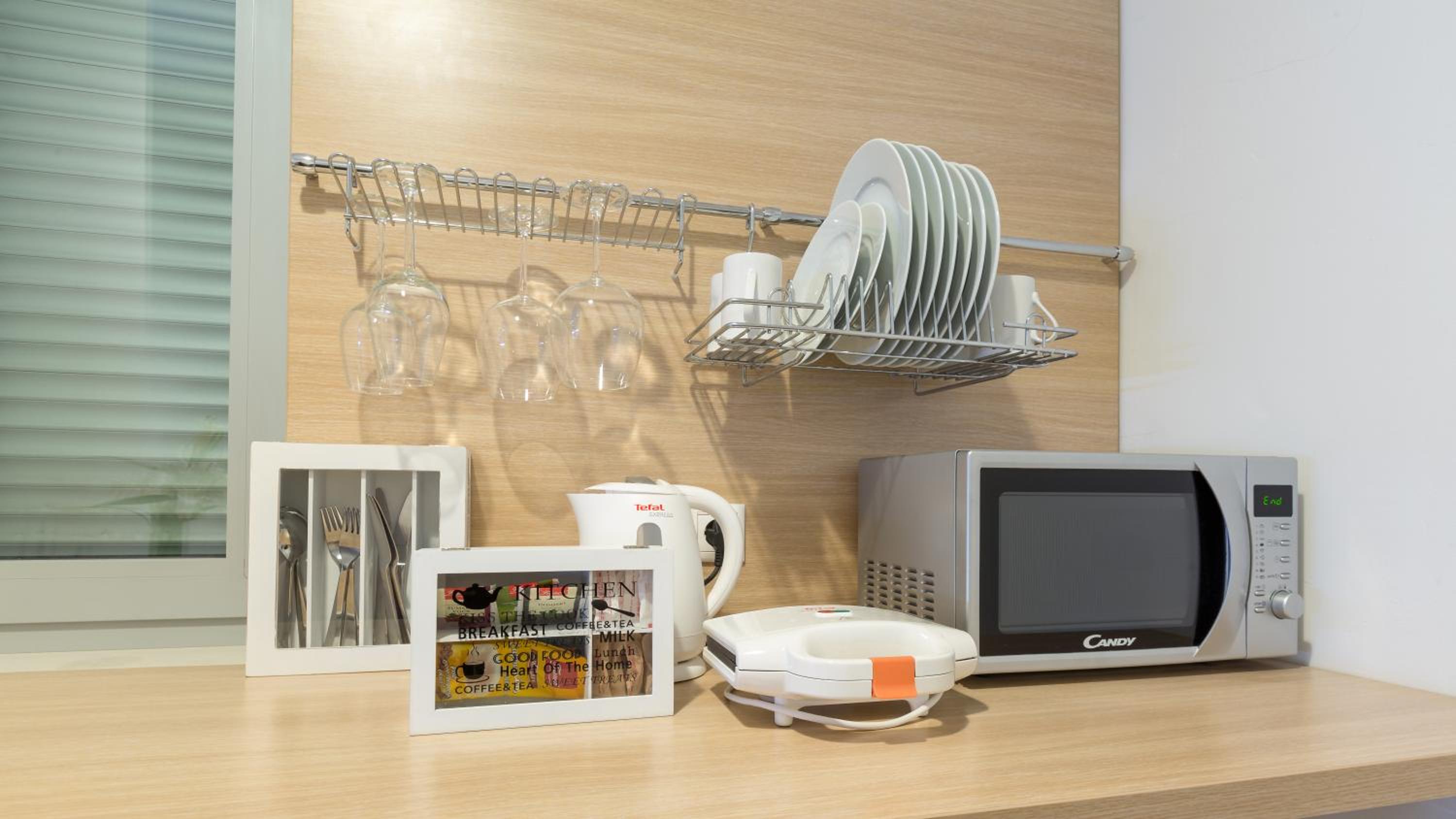 One-Bedroom Apartment (2 - 4 Adults) - Photo 5