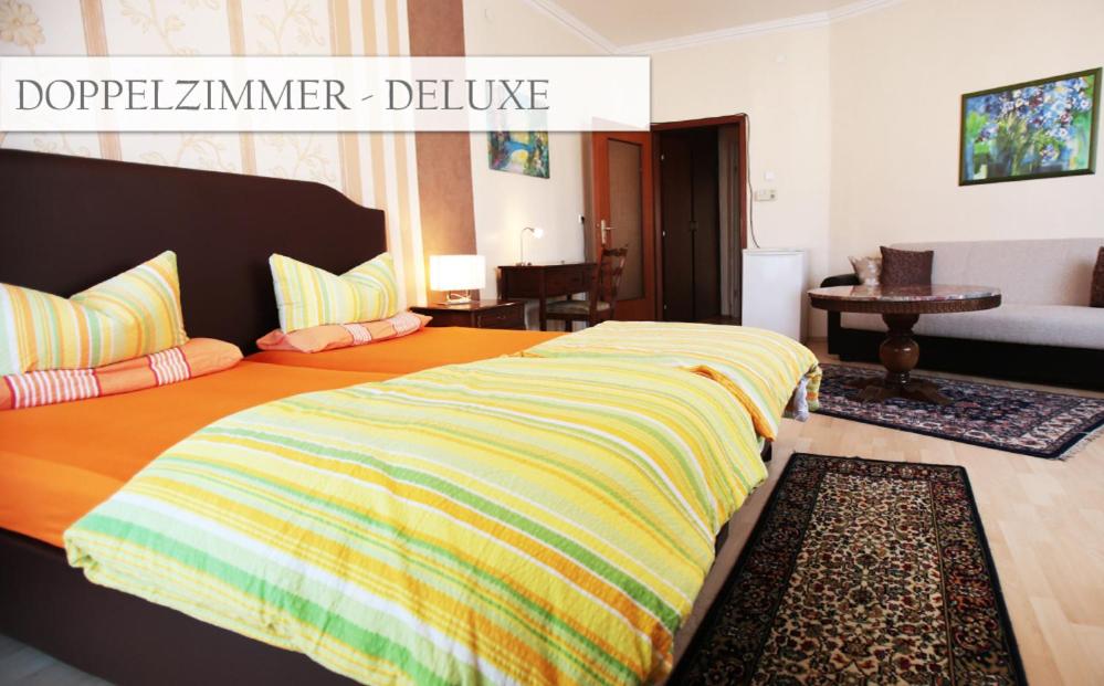 Double Room - Photo 8