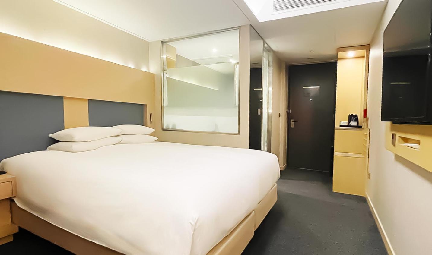 Hollywood King Room photo 2