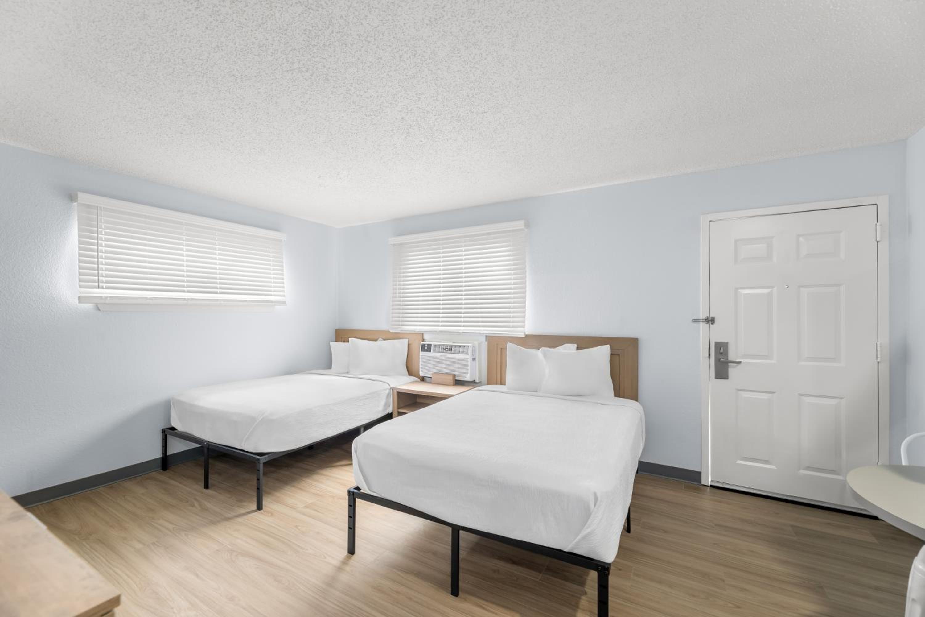 Premium 2 Full Beds photo 1