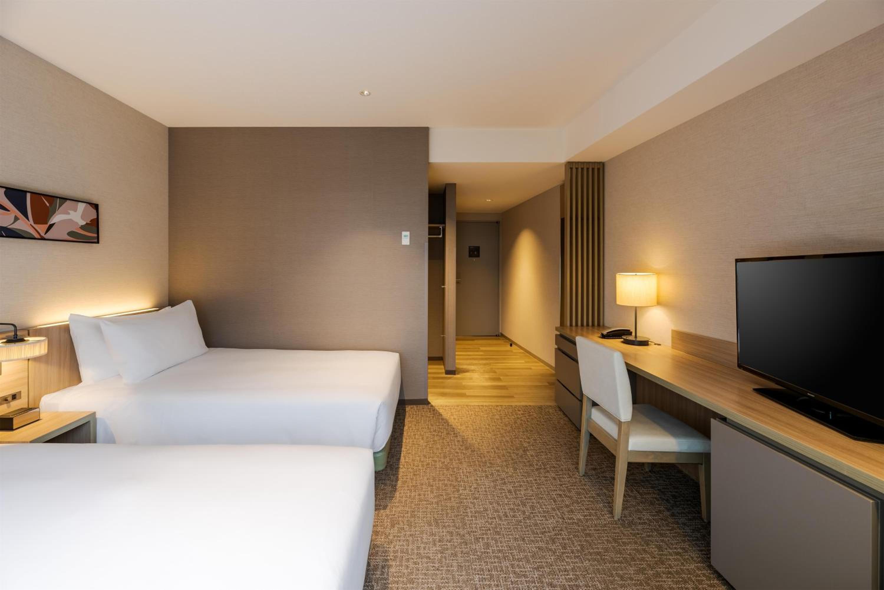 Deluxe Twin Room with Ocean View - High Floor