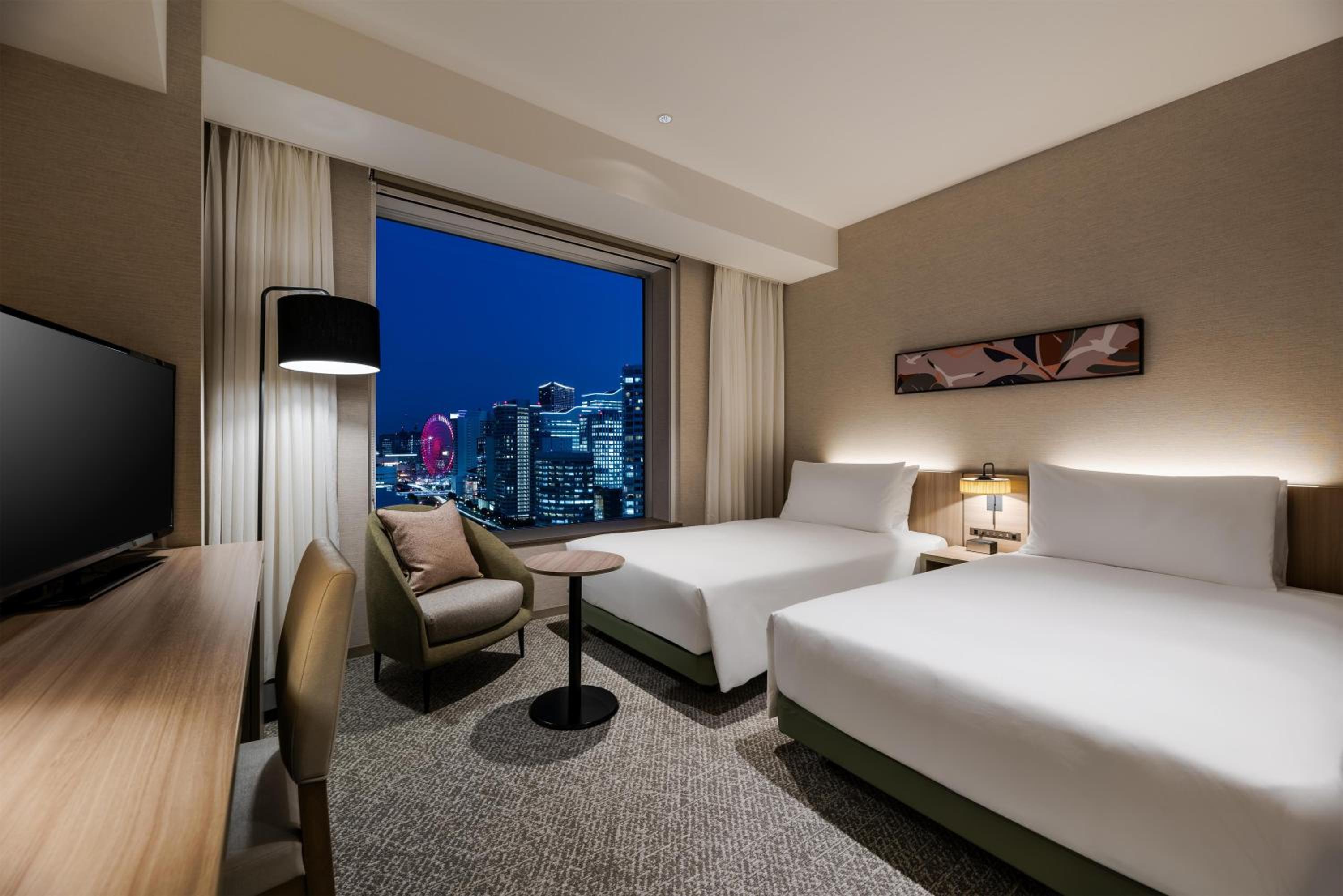 Deluxe Twin Room with Ocean View - High Floor