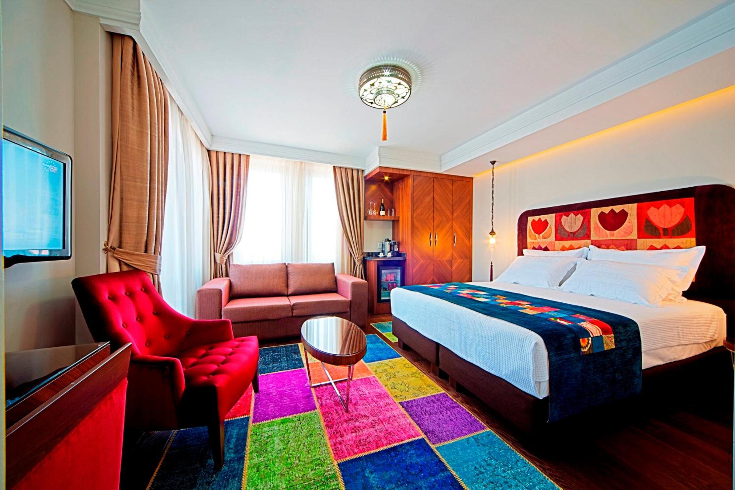 Junior Suite (2 Adults) photo 3