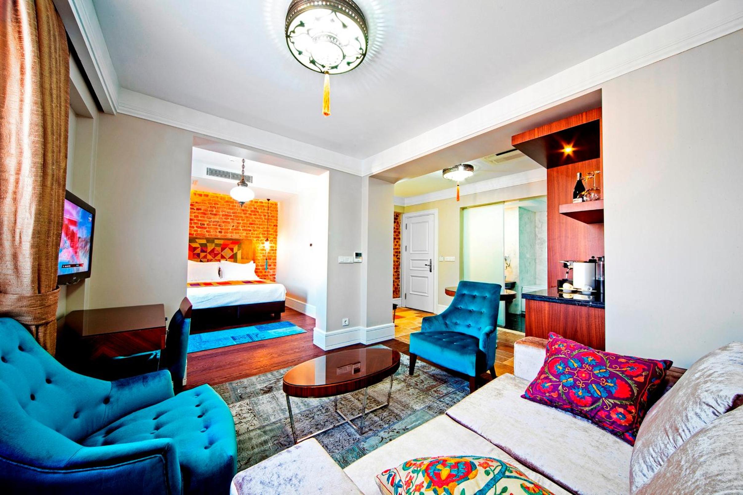 Junior Suite (2 Adults) photo 2