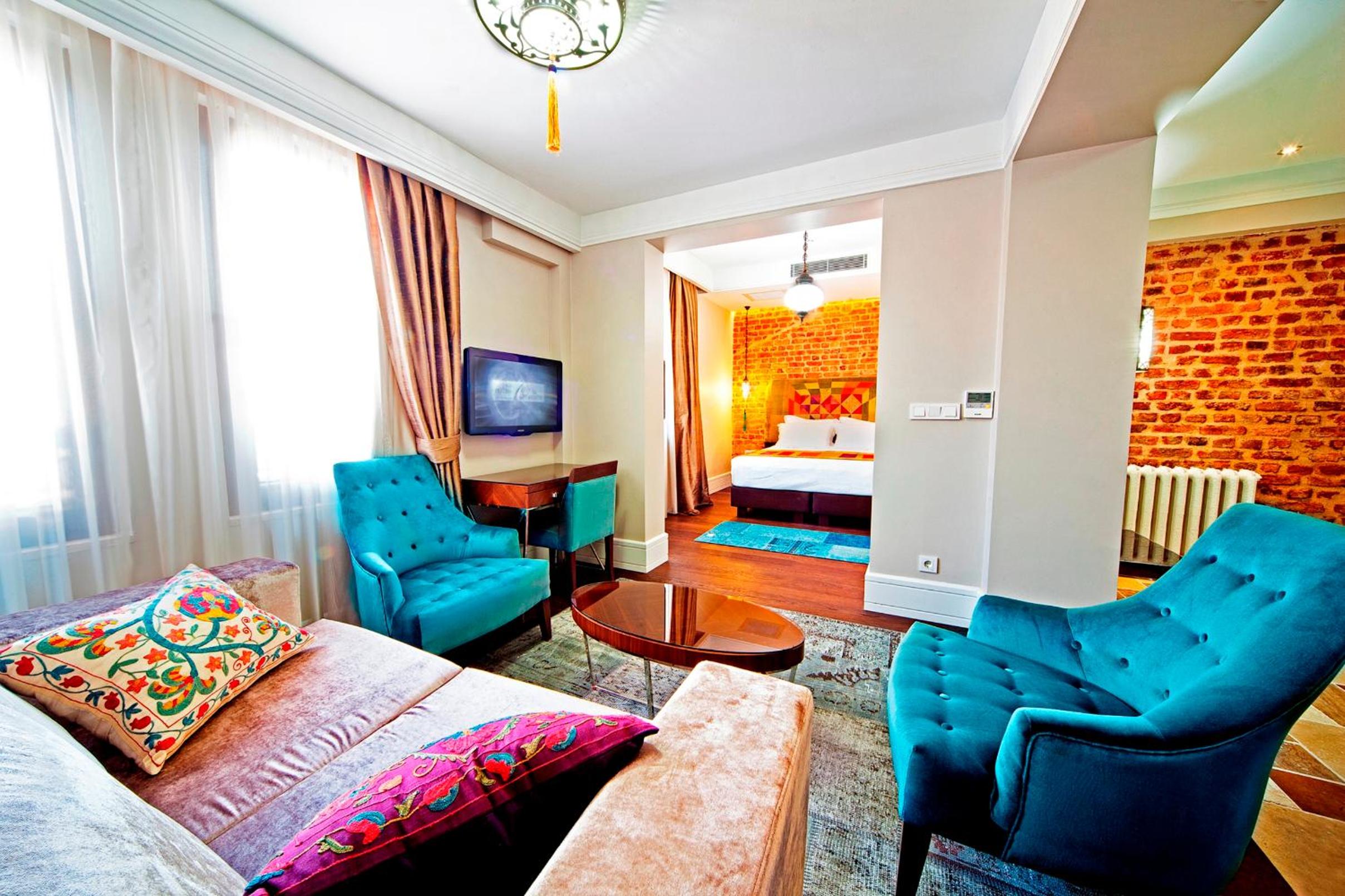 Junior Suite (2 Adults) photo 1