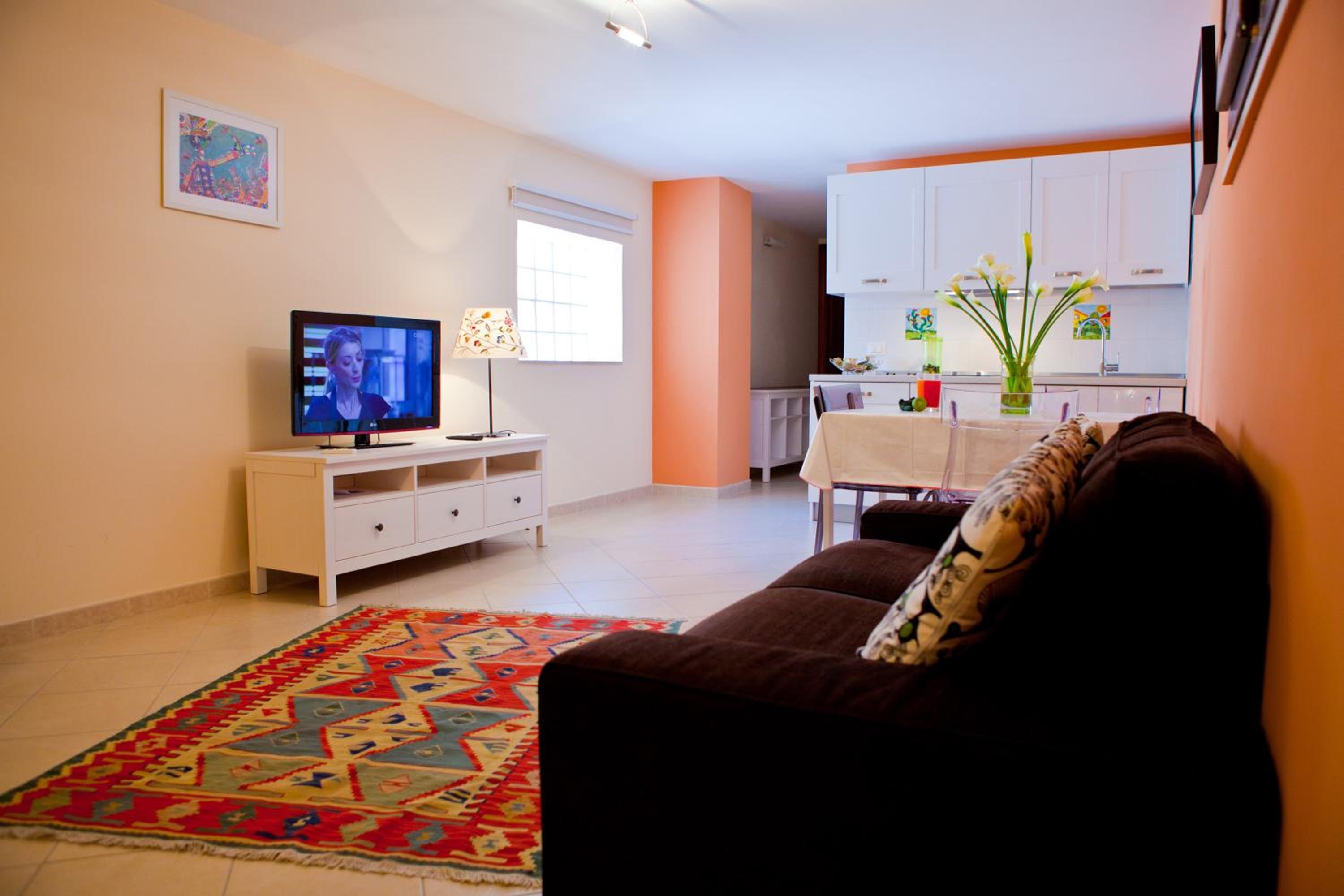 One-Bedroom Apartment with City View