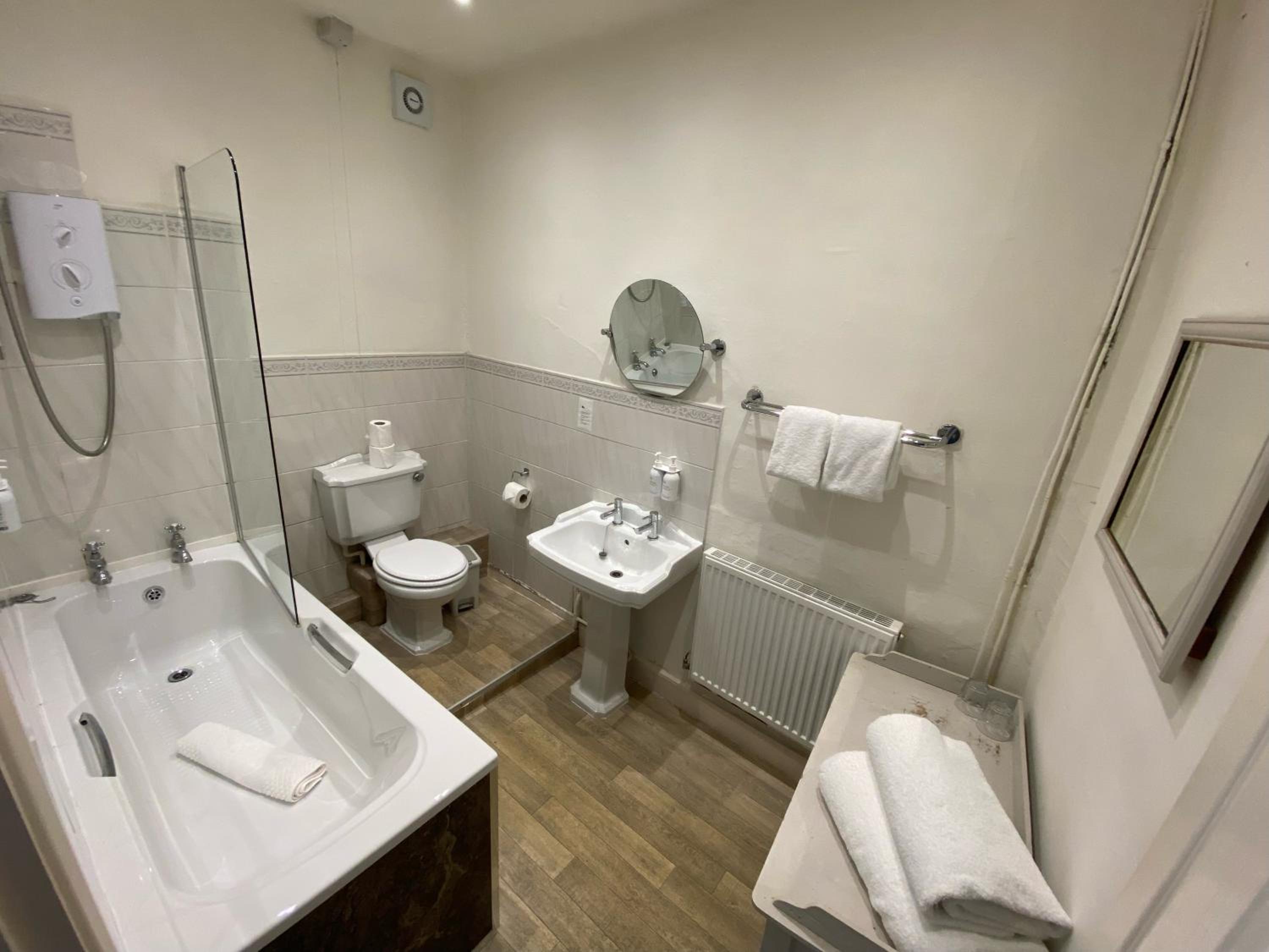 Deluxe Double Room with Bath