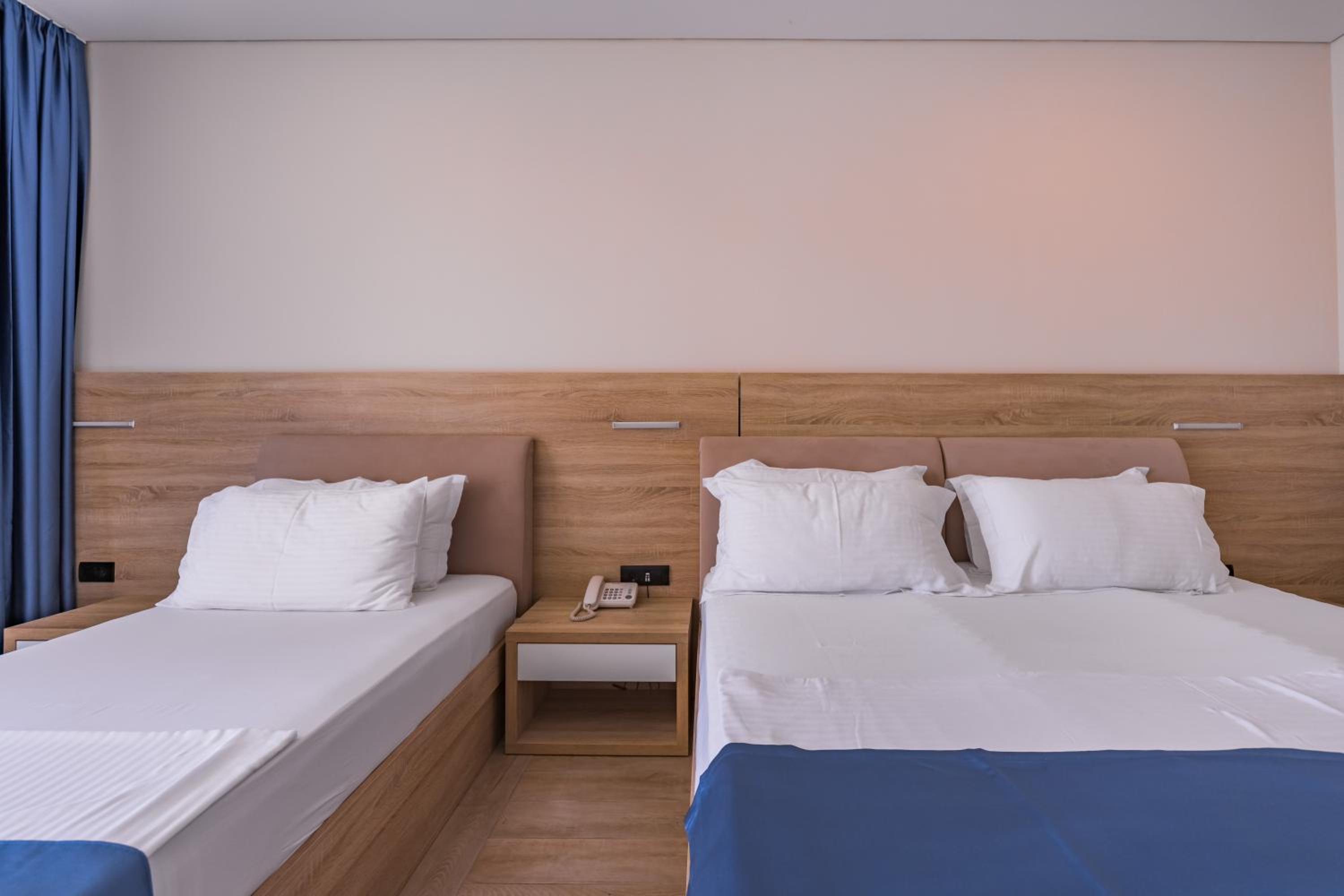 Double Room with Balcony and Sea View