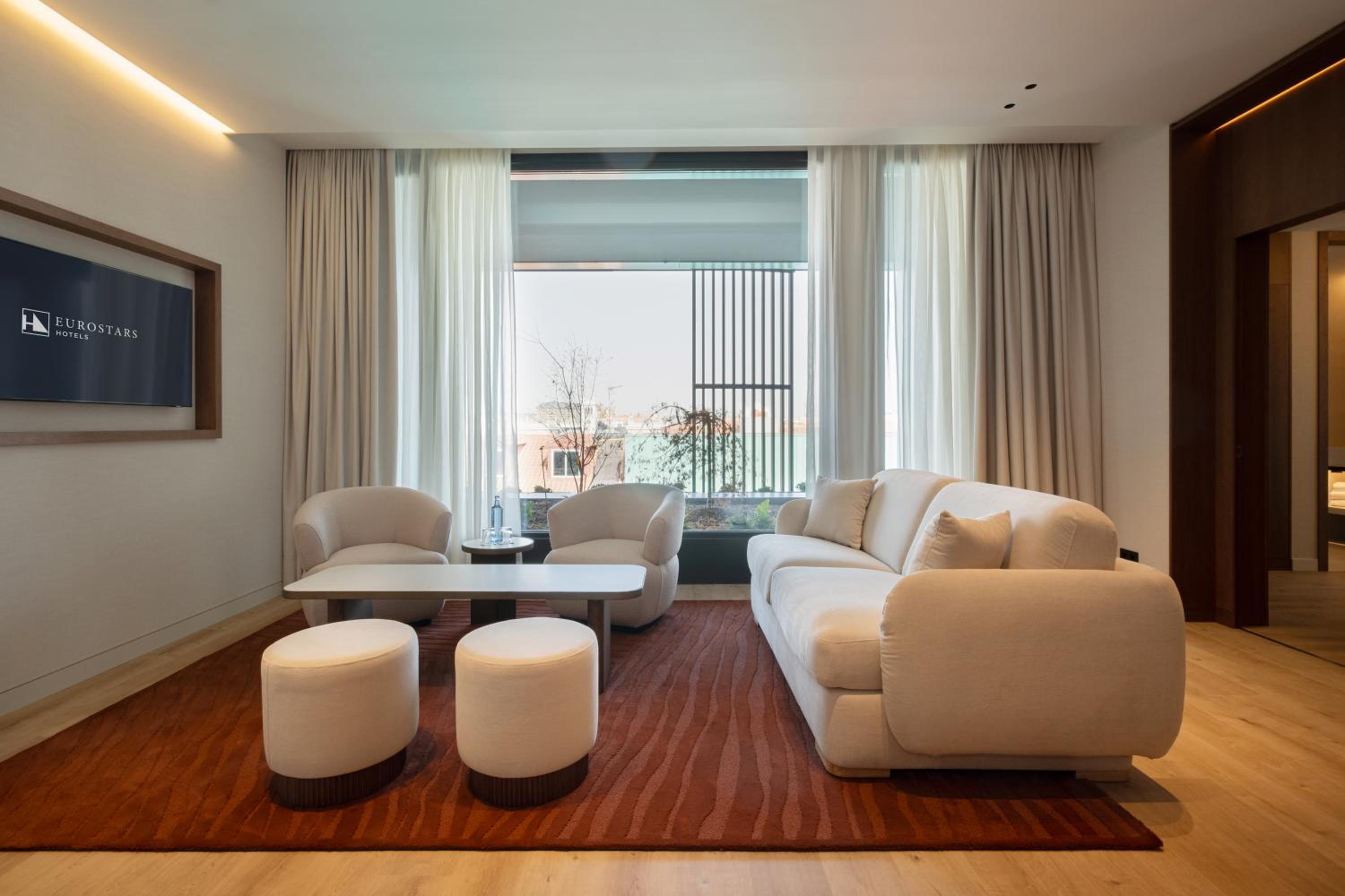 Presidential Suite