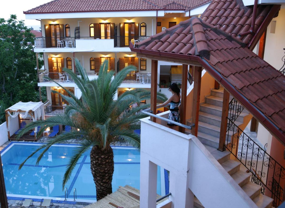 Double Room with Sea or Pool View  photo 3