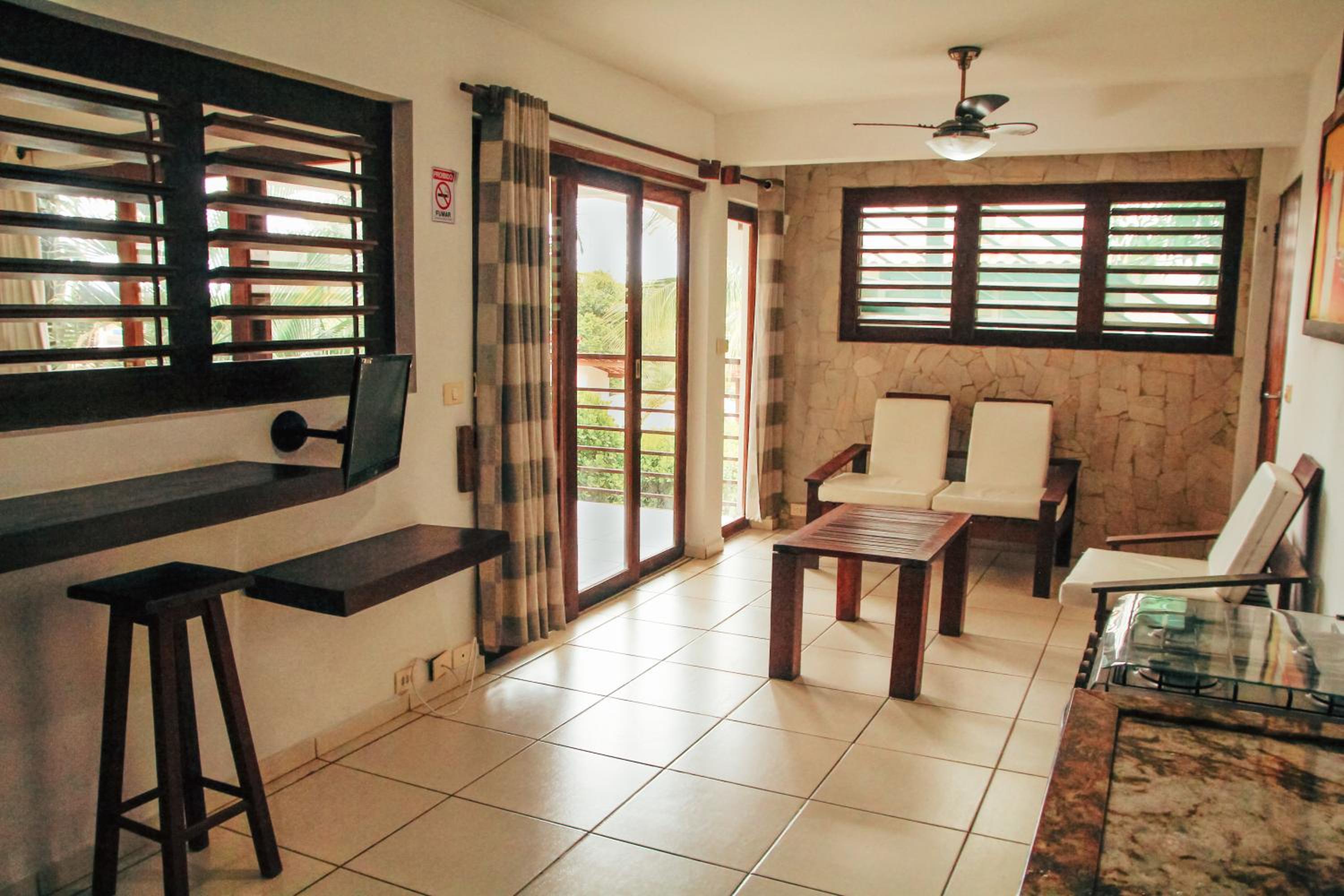 Two-Bedroom Deluxe Apartment with Balcony photo 2