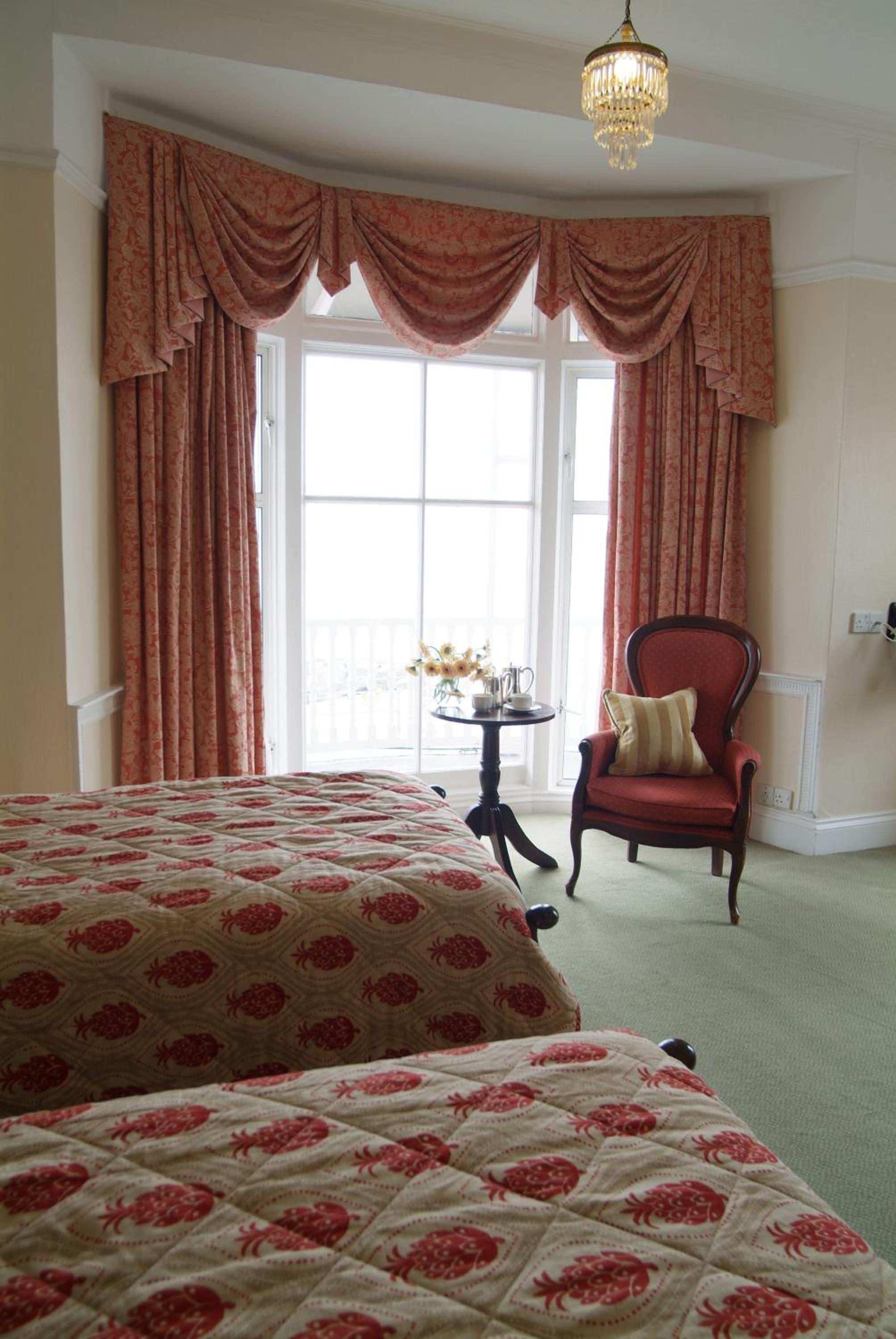 Deluxe Twin Room with Sea View photo 1