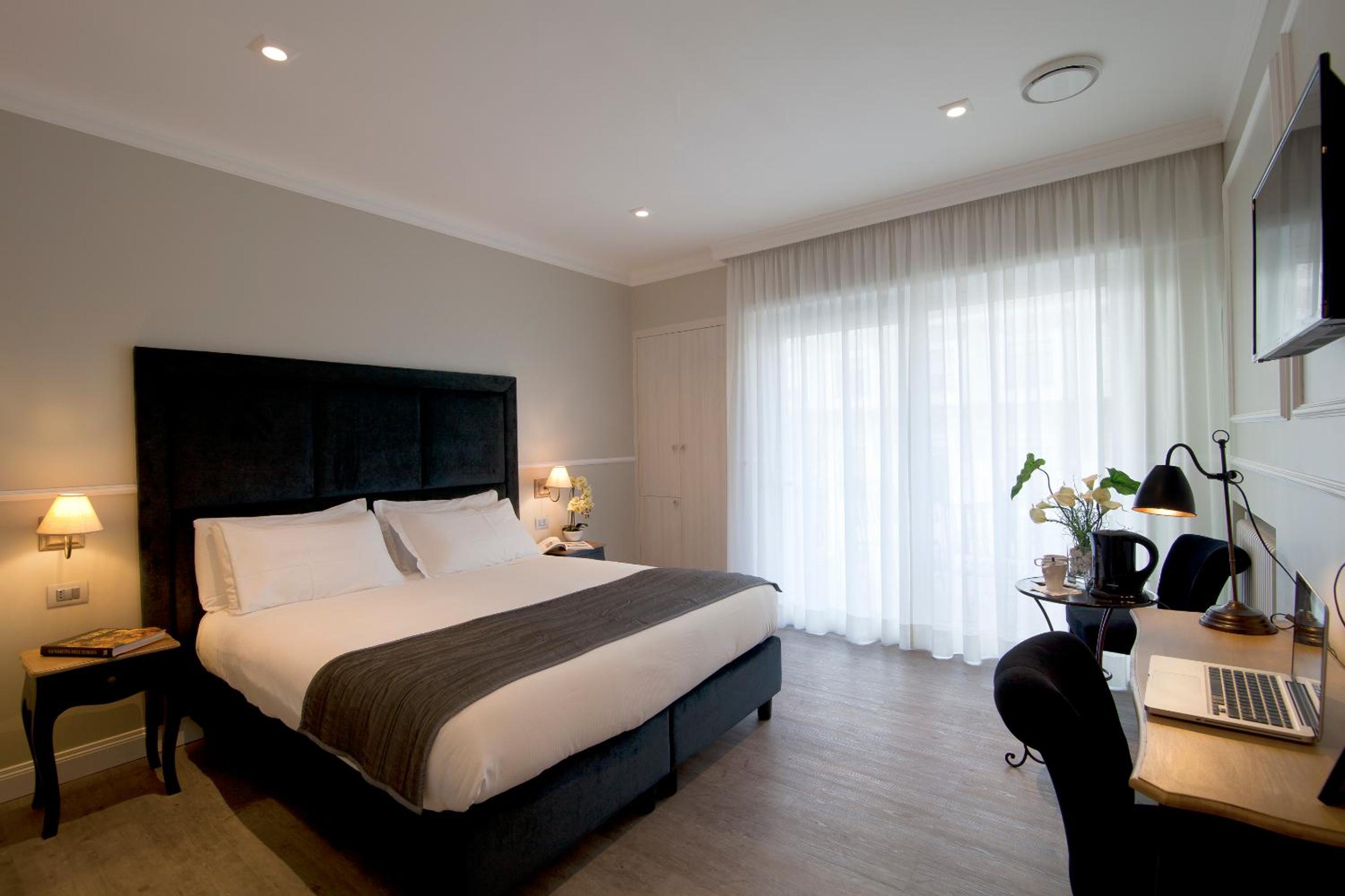 Superior Double or Twin Room photo 1