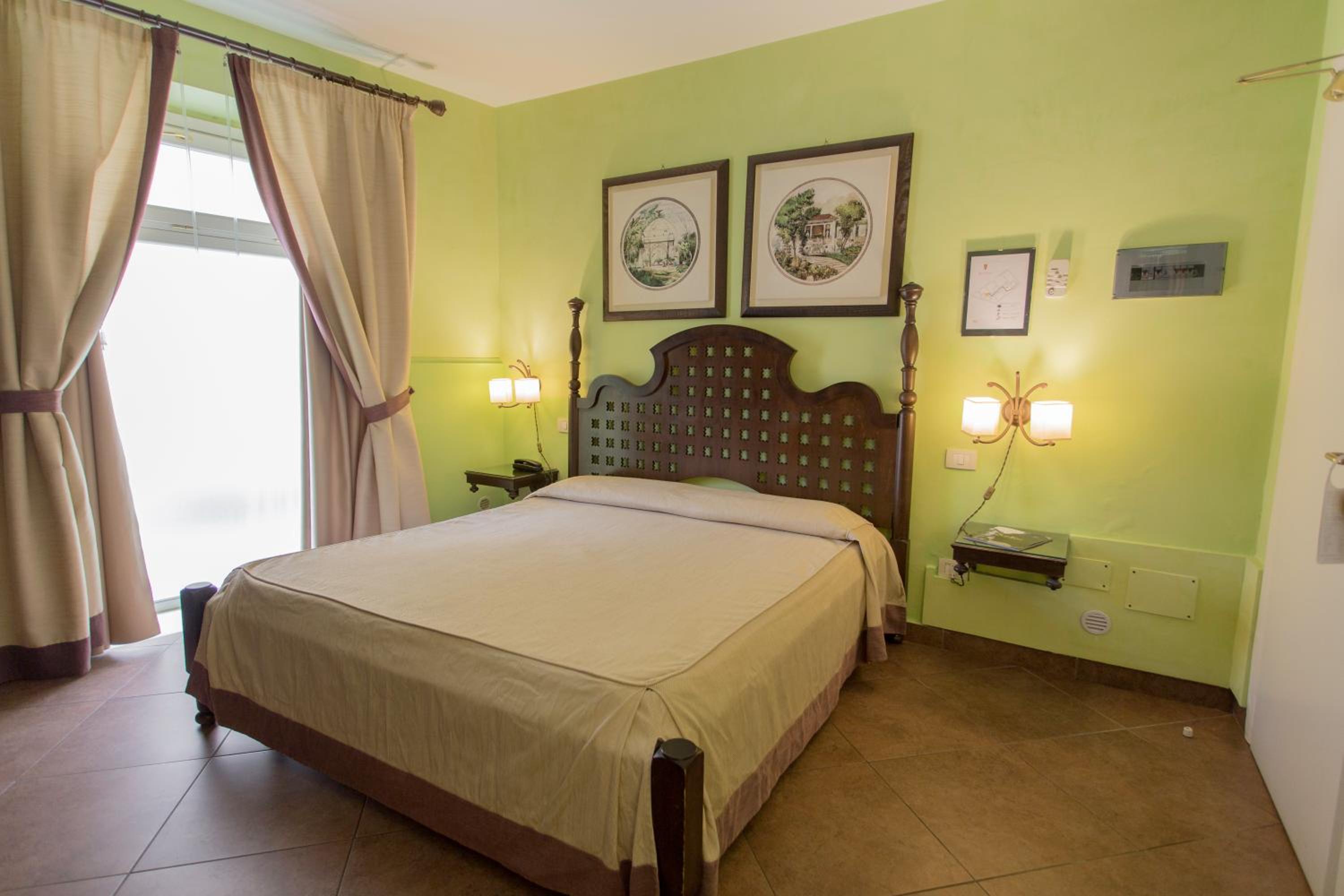 Economy Double Room - Ground Floor - Photo 3