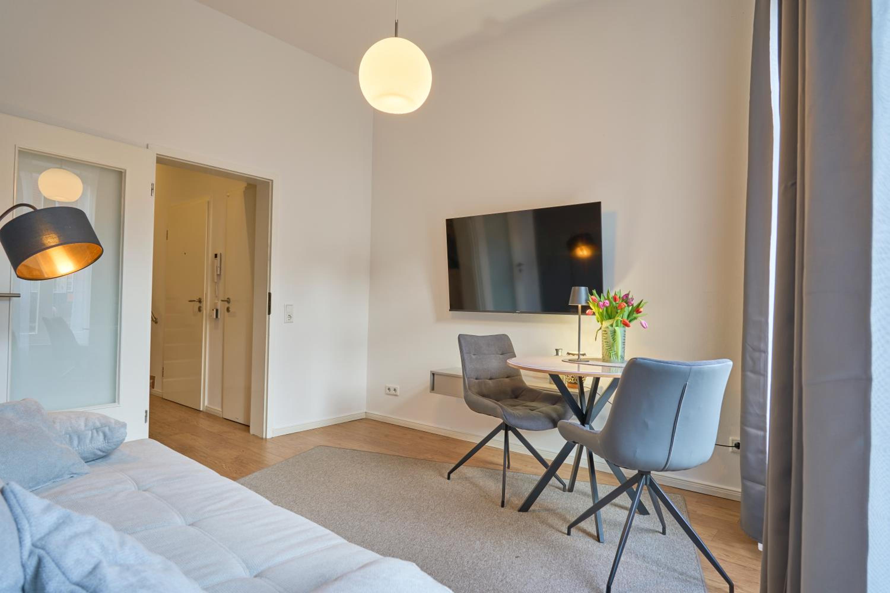 One-Bedroom Apartment with Terrace