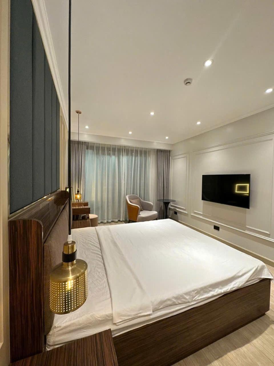 Three-Bedroom Apartment with Ocean View photo 2