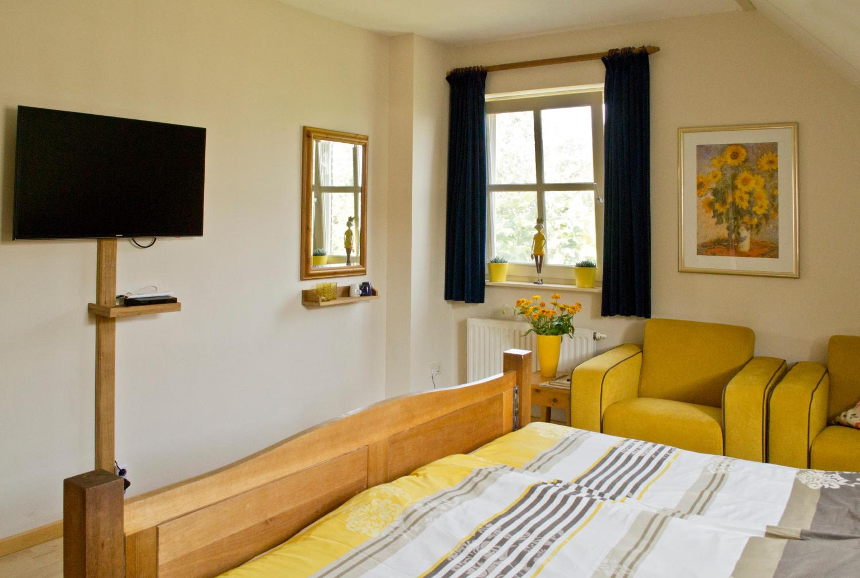 Superior King Room photo 2